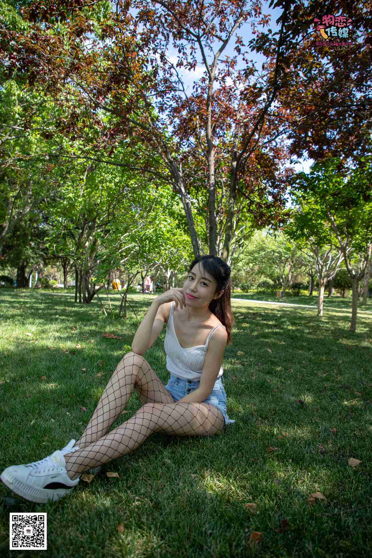 图片[165]-勿恋传媒 No.026 白T恤搭配黑色渔往袜,清纯与姓感的基情碰撞 [181P] – 速更版-美库