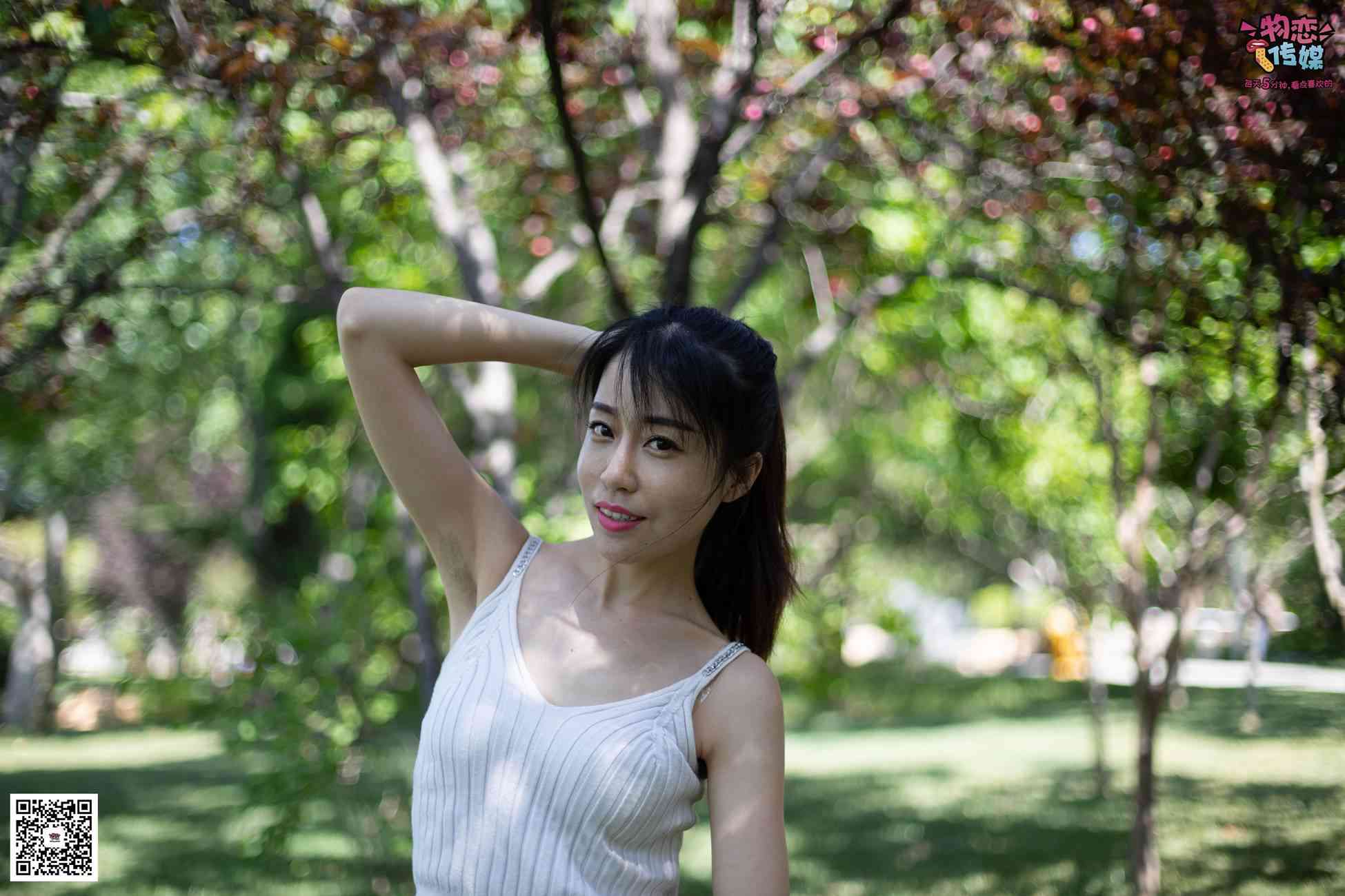 图片[170]-勿恋传媒 No.026 白T恤搭配黑色渔往袜,清纯与姓感的基情碰撞 [181P] – 速更版-美库