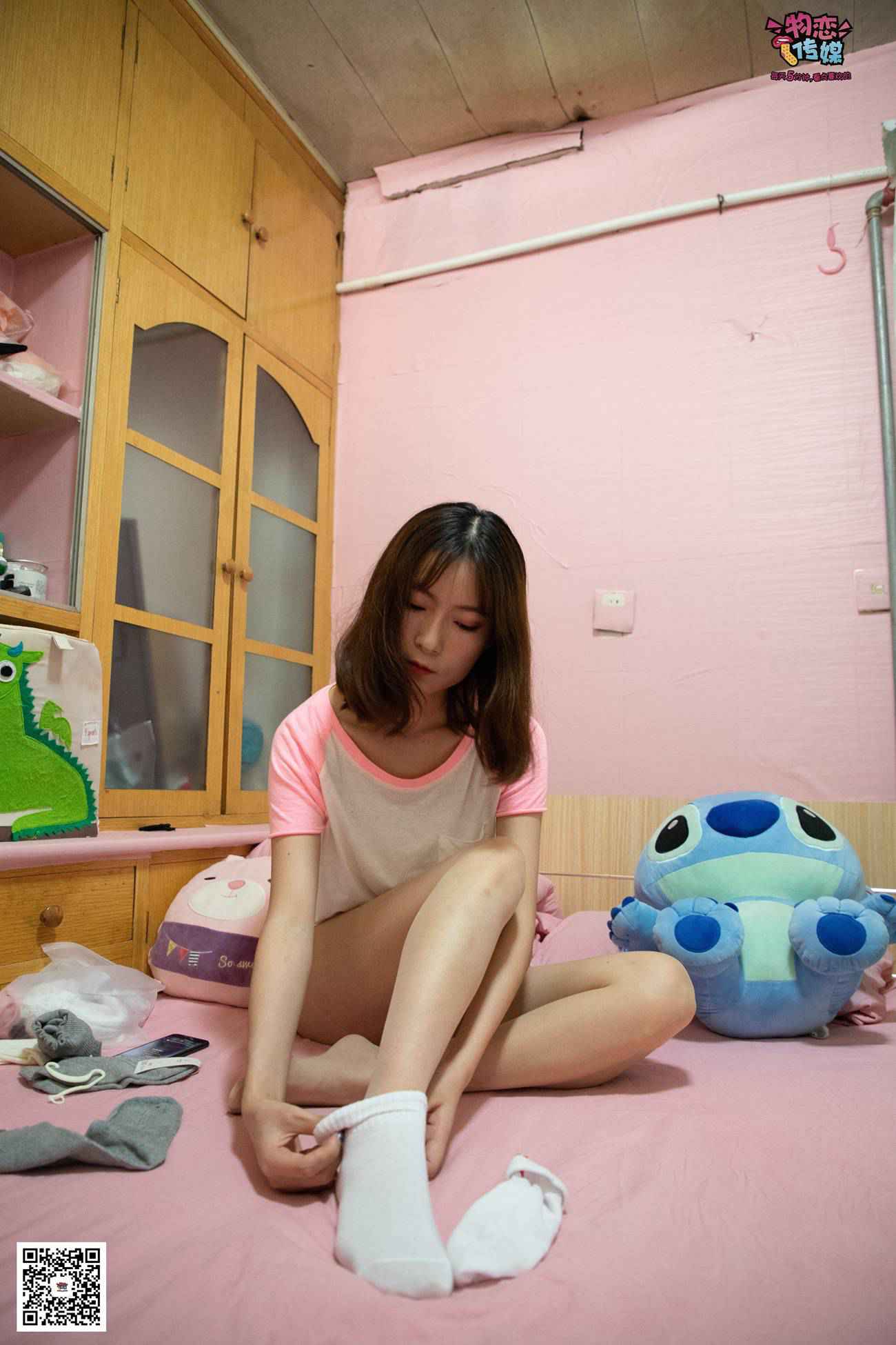 图片[112]-物恋传媒 NO.028 送你我的心,探秘猫耳闺房,纯棉睡衣搭配肉丝和爱心棉袜 [281P] – 速更版-美库