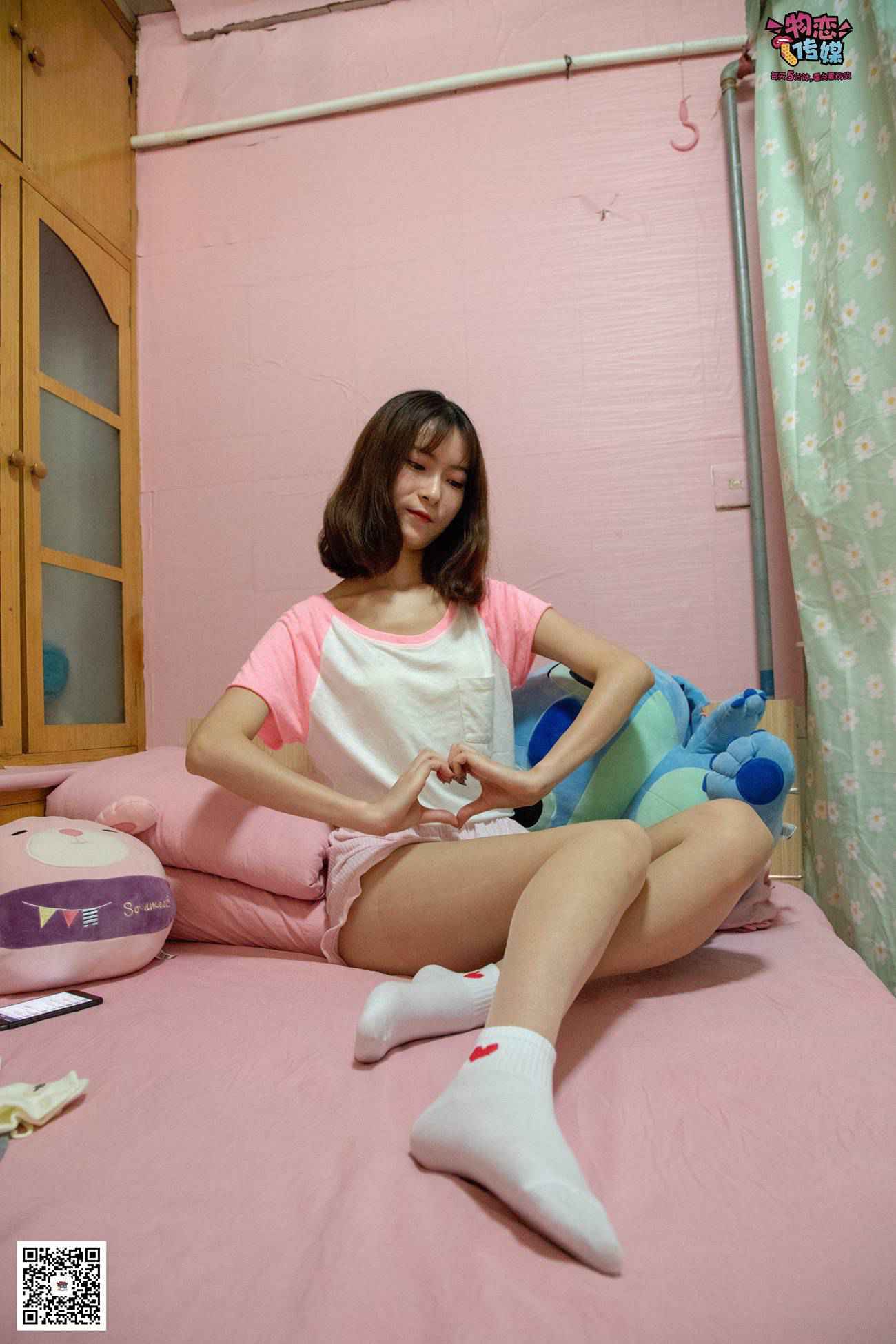 图片[184]-物恋传媒 NO.028 送你我的心,探秘猫耳闺房,纯棉睡衣搭配肉丝和爱心棉袜 [281P] – 速更版-美库