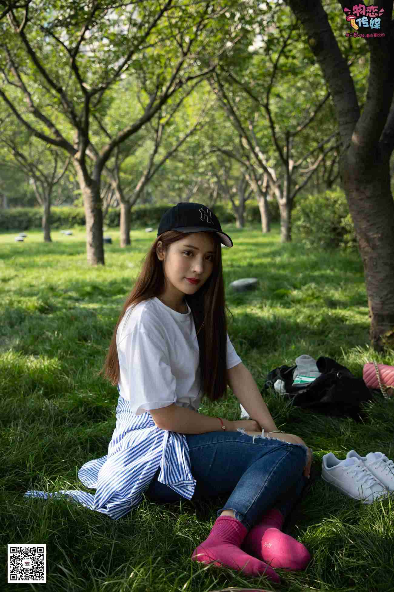 图片[189]-物恋传媒 No.027 棒球帽白色板鞋藏棉袜,清纯运动美少女,今日份的网红小姐姐请收下 [192P] – 速更版-美库