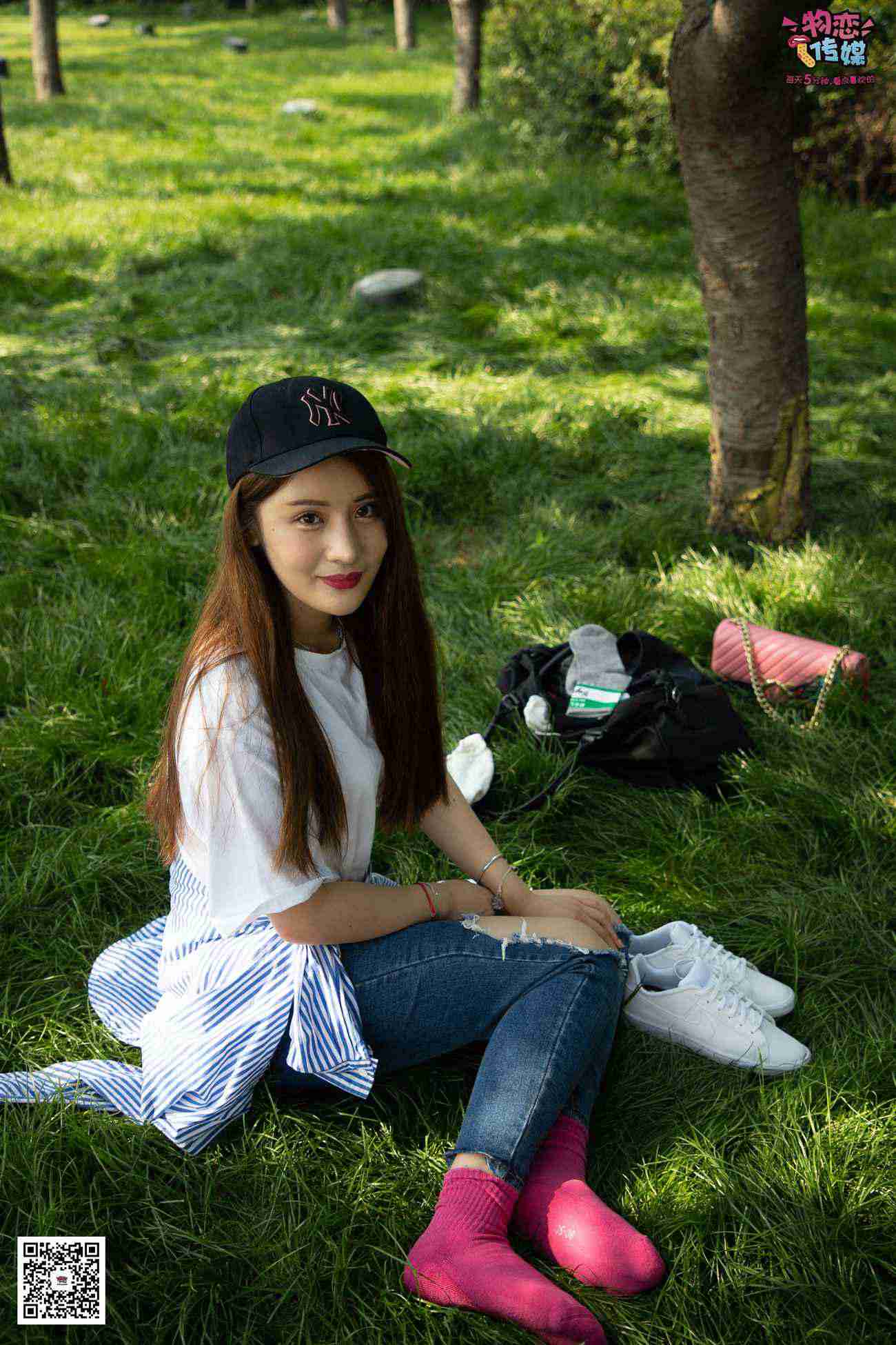 图片[193]-物恋传媒 No.027 棒球帽白色板鞋藏棉袜,清纯运动美少女,今日份的网红小姐姐请收下 [192P] – 速更版-美库