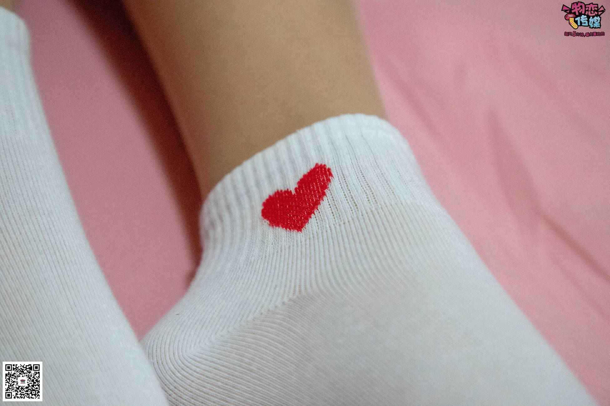 图片[215]-物恋传媒 NO.028 送你我的心,探秘猫耳闺房,纯棉睡衣搭配肉丝和爱心棉袜 [281P] – 速更版-美库