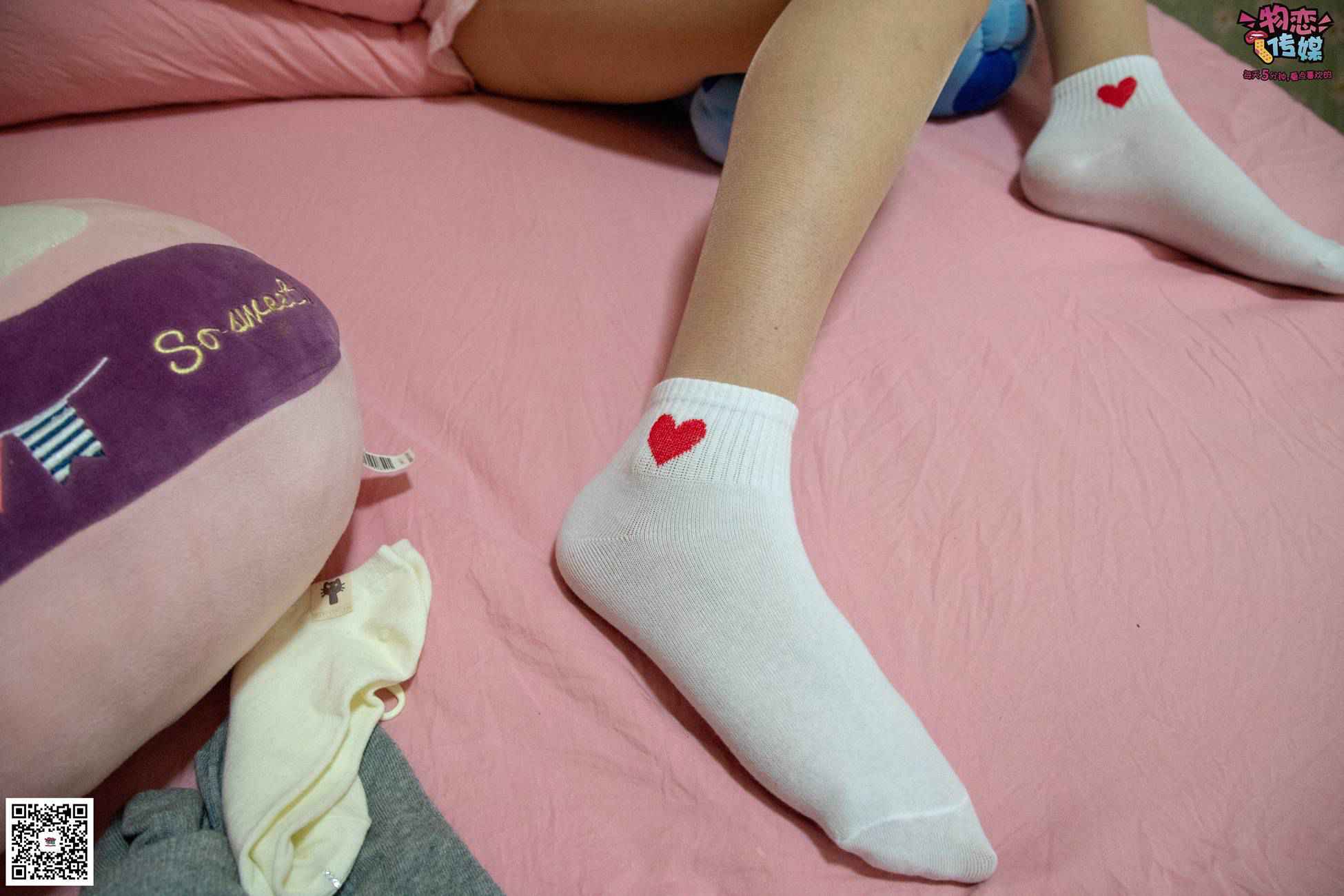 图片[229]-物恋传媒 NO.028 送你我的心,探秘猫耳闺房,纯棉睡衣搭配肉丝和爱心棉袜 [281P] – 速更版-美库