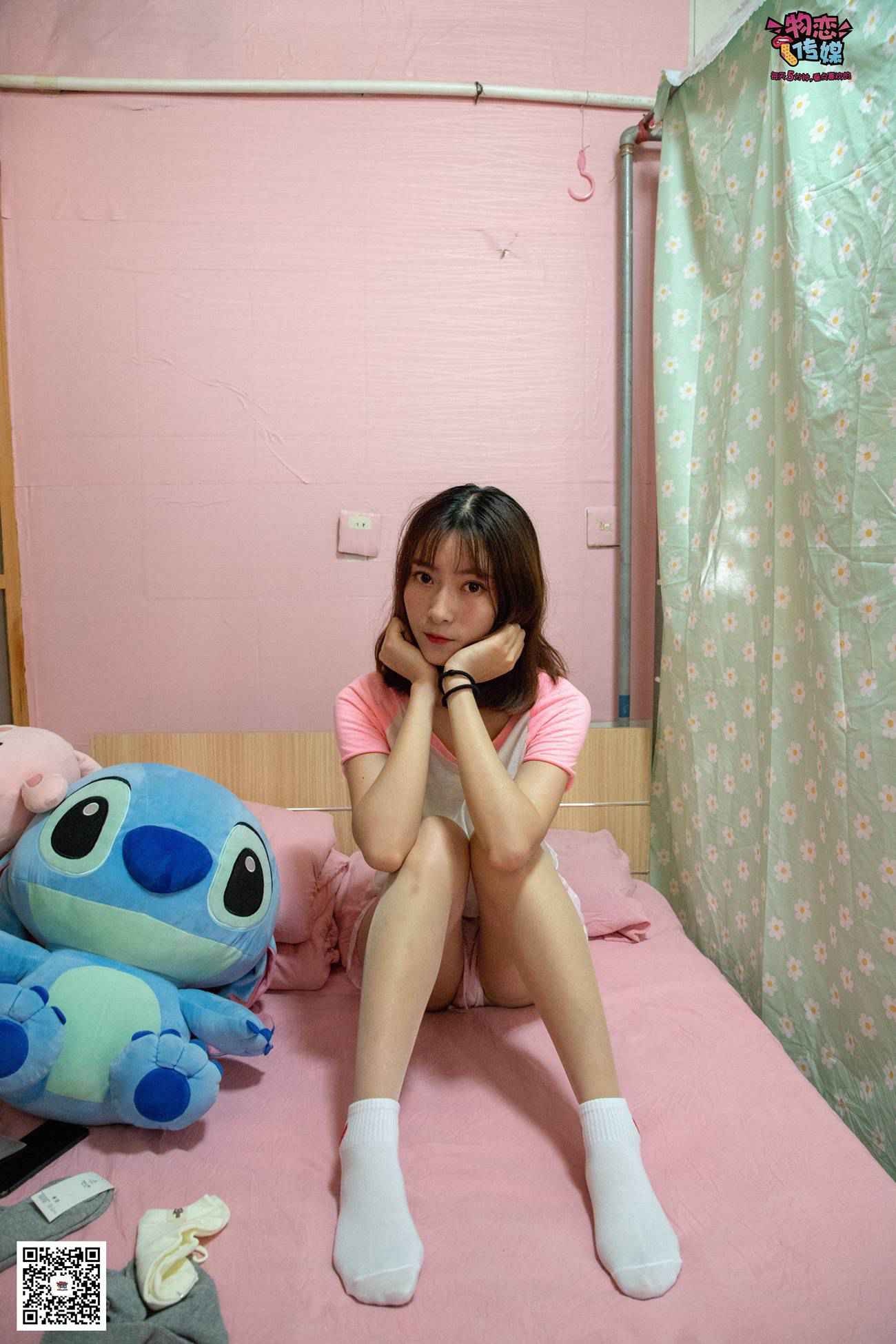 图片[240]-物恋传媒 NO.028 送你我的心,探秘猫耳闺房,纯棉睡衣搭配肉丝和爱心棉袜 [281P] – 速更版-美库