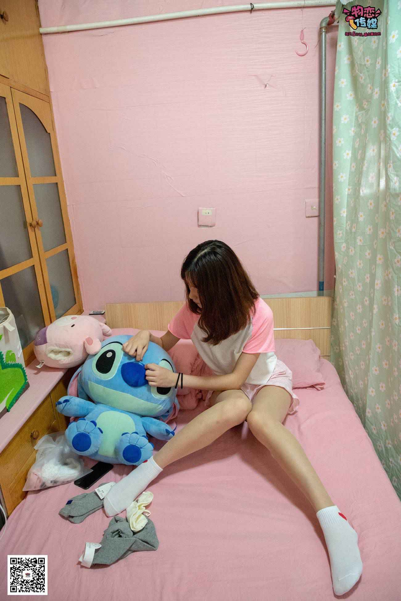 图片[243]-物恋传媒 NO.028 送你我的心,探秘猫耳闺房,纯棉睡衣搭配肉丝和爱心棉袜 [281P] – 速更版-美库