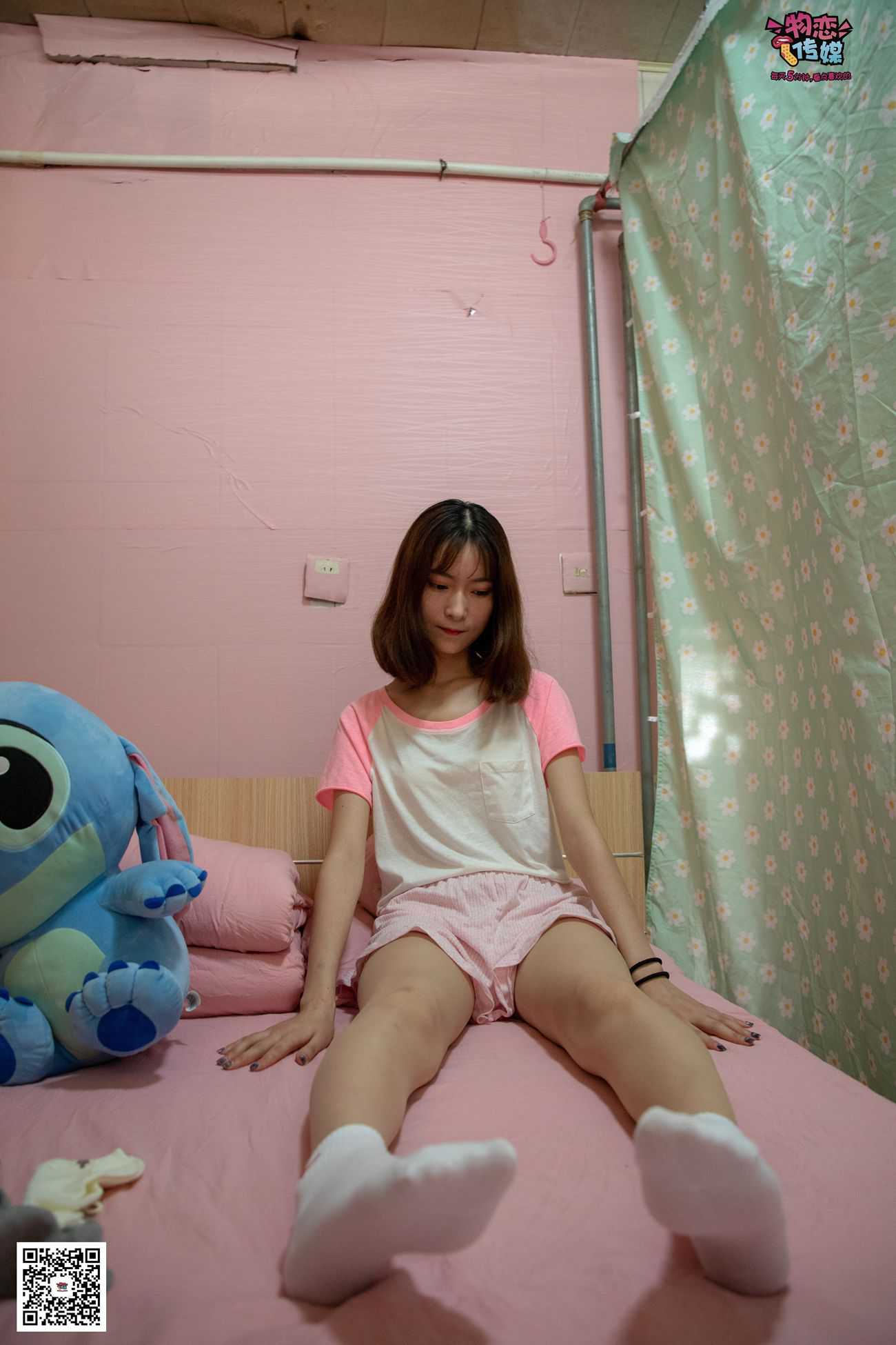图片[257]-物恋传媒 NO.028 送你我的心,探秘猫耳闺房,纯棉睡衣搭配肉丝和爱心棉袜 [281P] – 速更版-美库