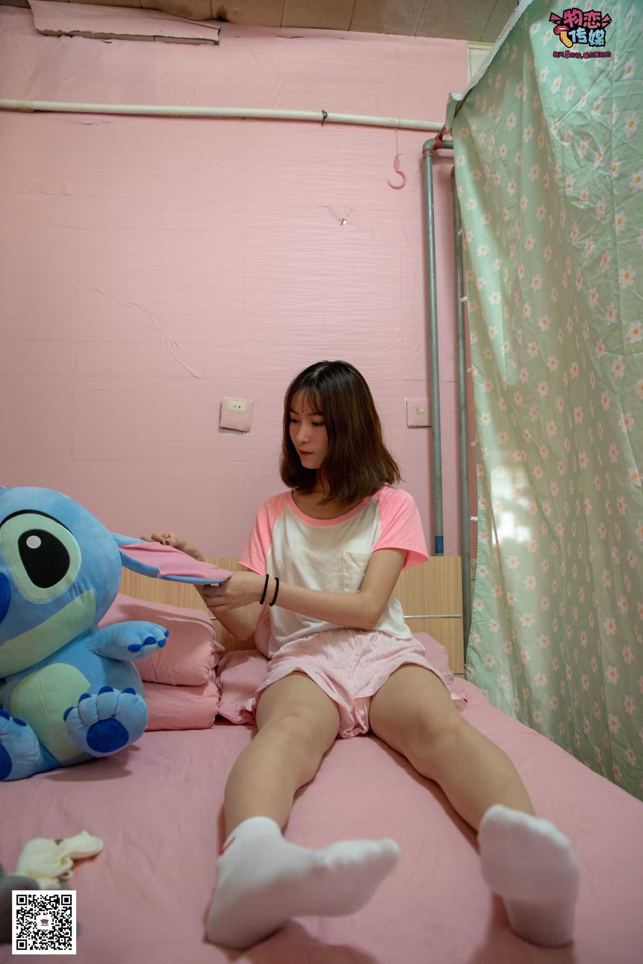 图片[258]-物恋传媒 NO.028 送你我的心,探秘猫耳闺房,纯棉睡衣搭配肉丝和爱心棉袜 [281P] – 速更版-美库