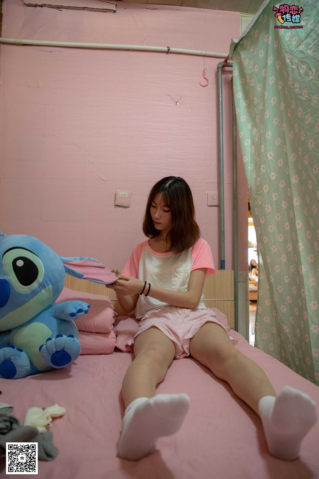 图片[259]-物恋传媒 NO.028 送你我的心,探秘猫耳闺房,纯棉睡衣搭配肉丝和爱心棉袜 [281P] – 速更版-美库