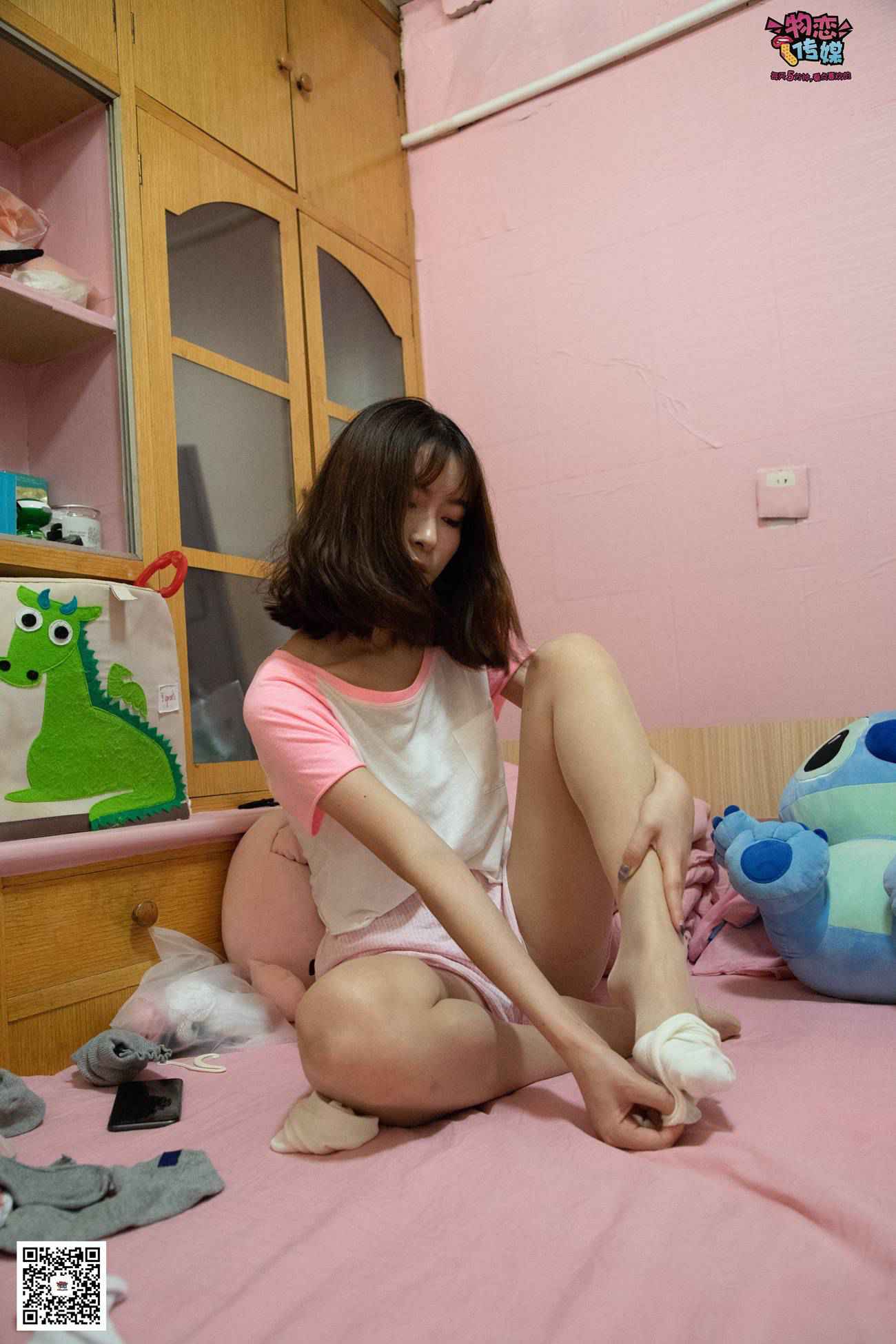 图片[274]-物恋传媒 NO.028 送你我的心,探秘猫耳闺房,纯棉睡衣搭配肉丝和爱心棉袜 [281P] – 速更版-美库