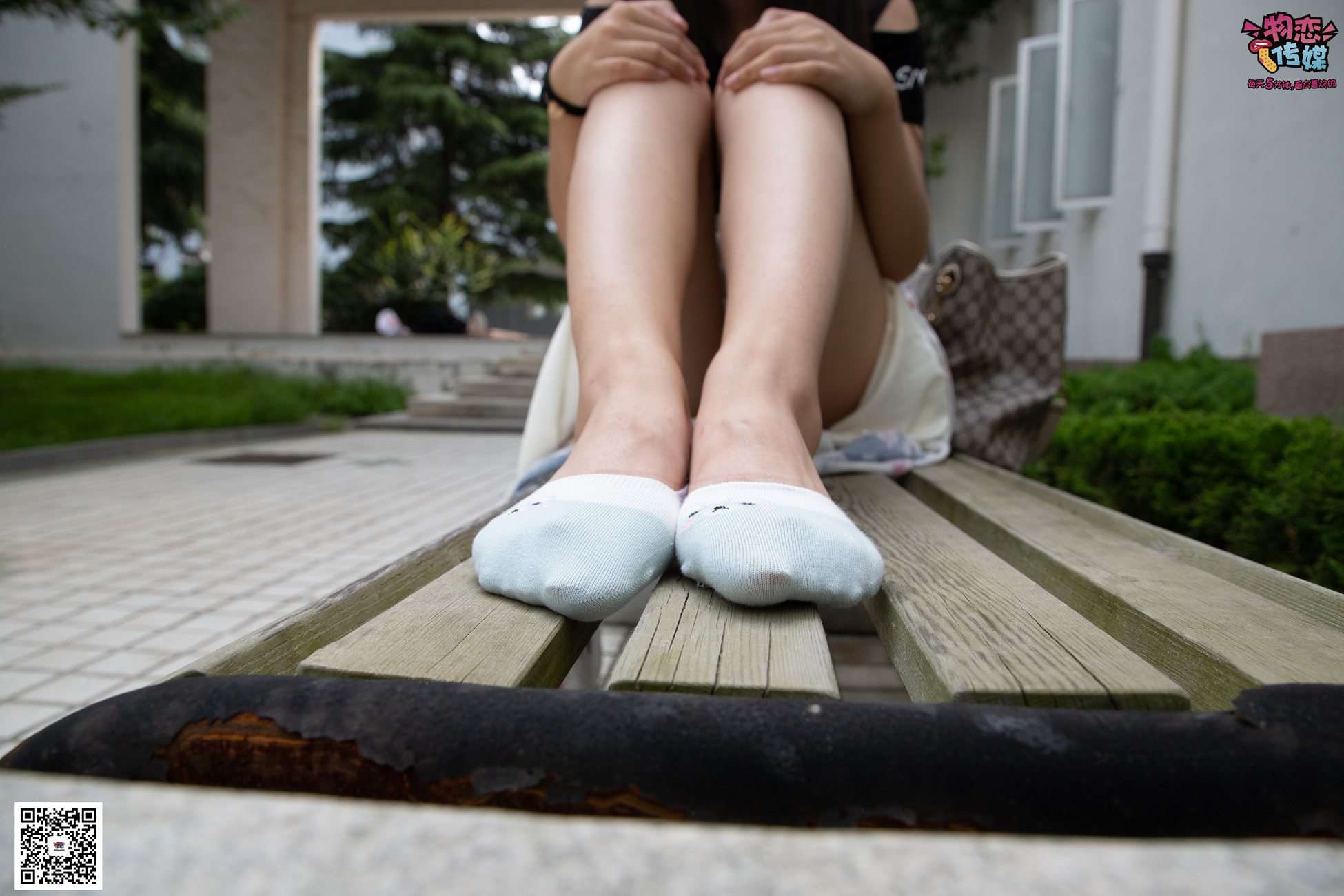 图片[20]-勿恋传媒 No.029 00后大二大眼睛女生哦。肉丝和小脚丫登场[154P] – 速更版-美库