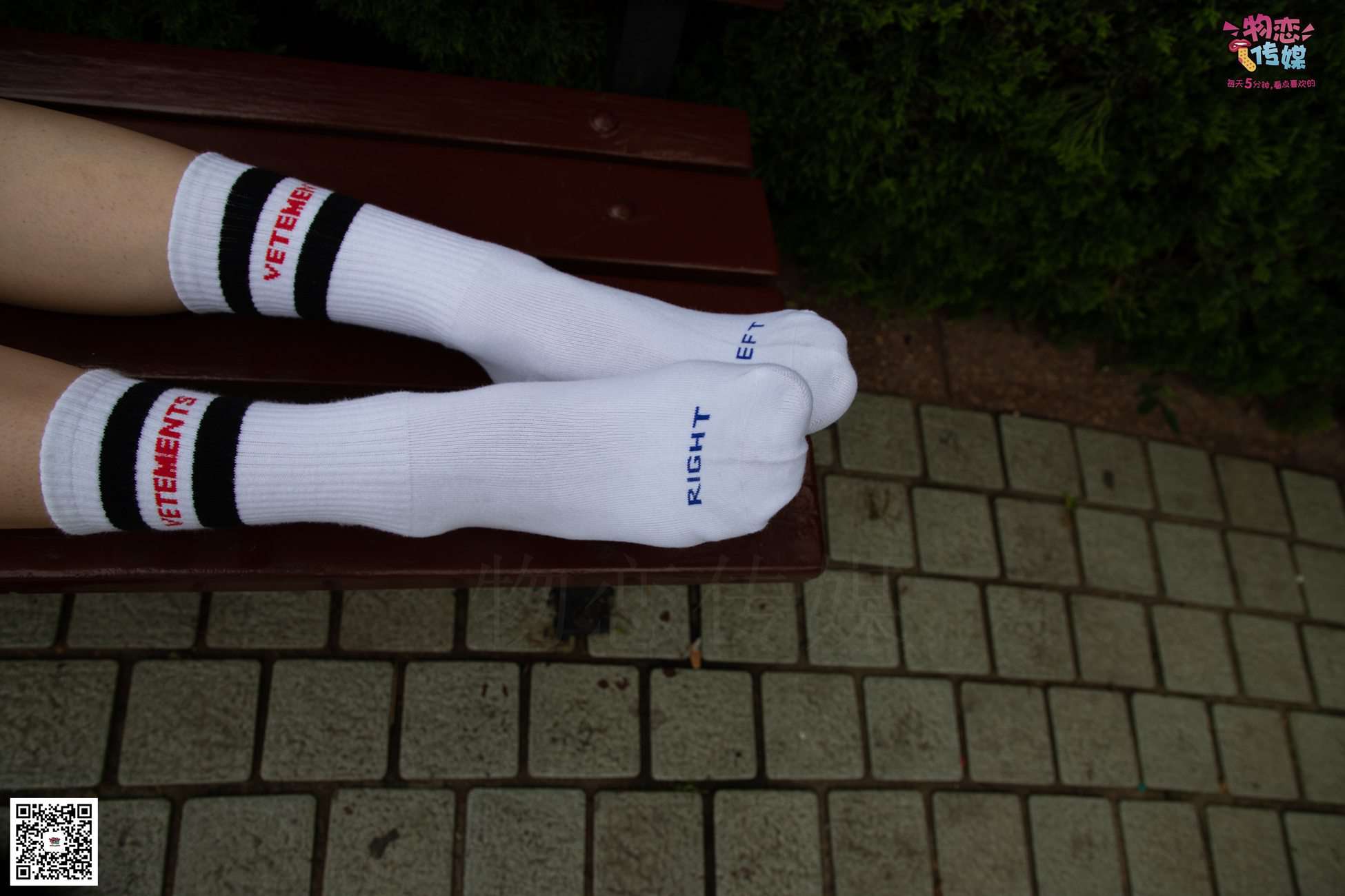 图片[15]-勿恋传媒 No.030 剑眉星目,烈焰红唇,玉姐范镁钕与可爱棉袜的反差萌 [189P] – 速更版-美库