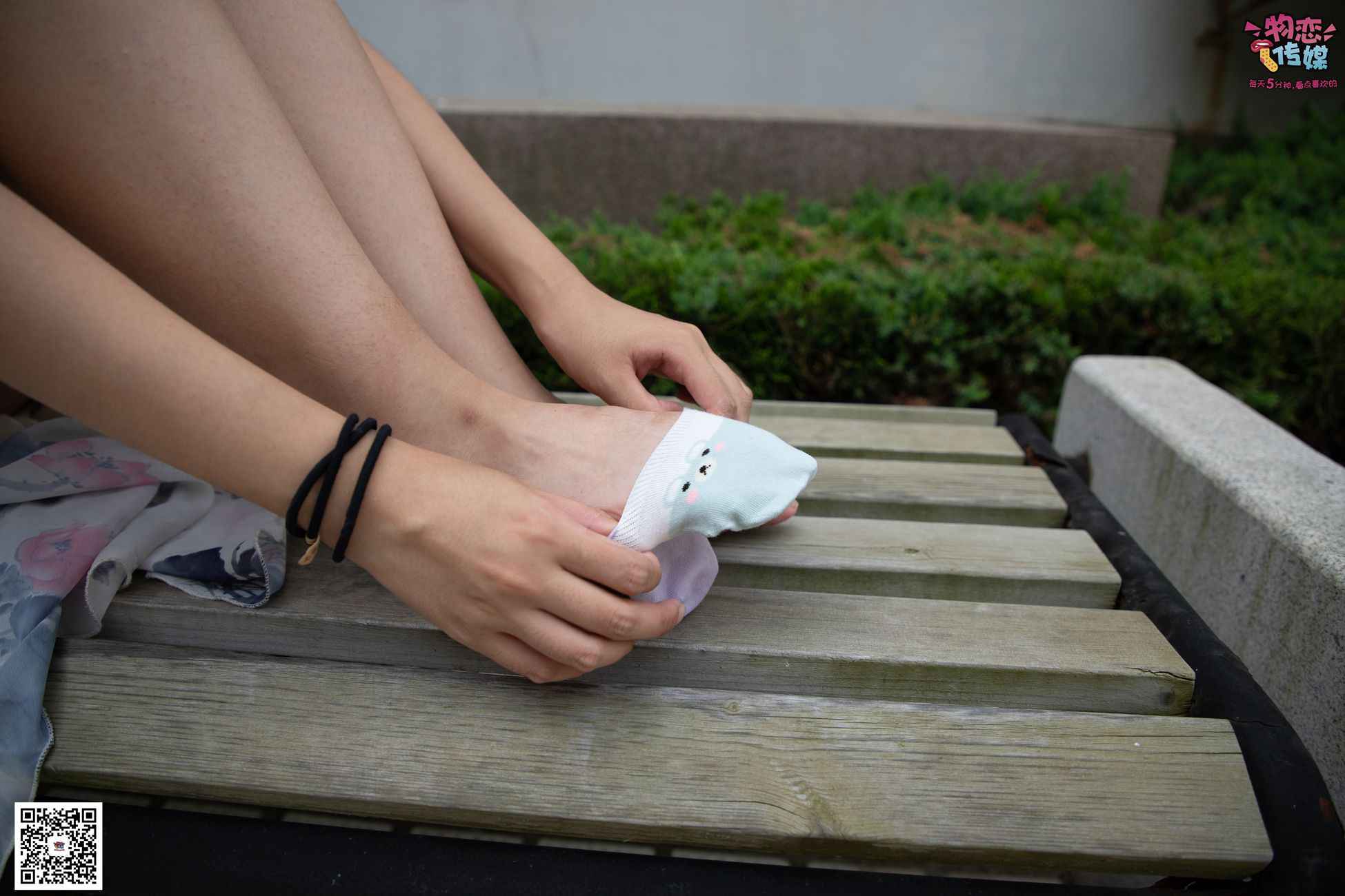 图片[31]-勿恋传媒 No.029 00后大二大眼睛女生哦。肉丝和小脚丫登场[154P] – 速更版-美库