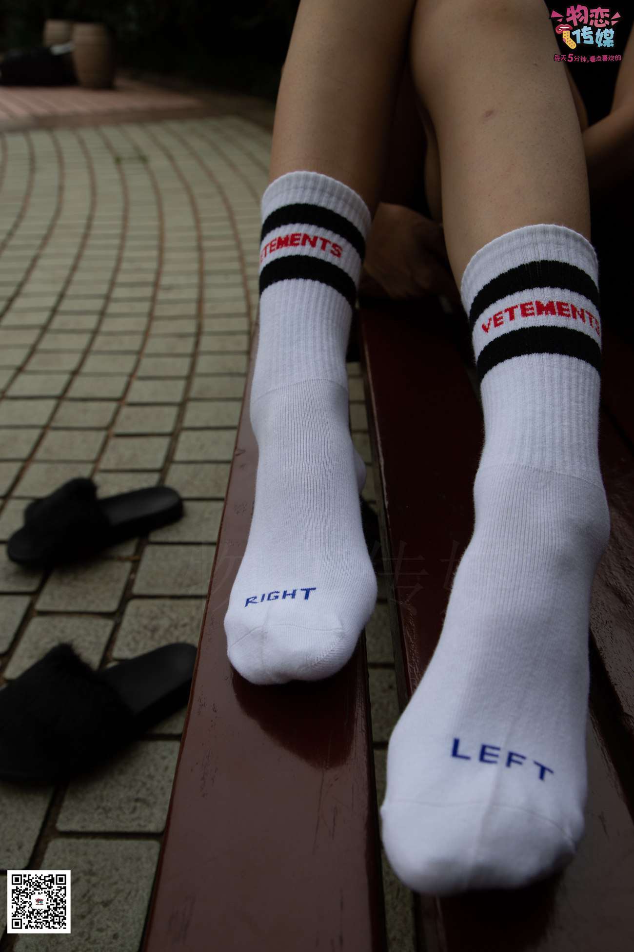 图片[25]-勿恋传媒 No.030 剑眉星目,烈焰红唇,玉姐范镁钕与可爱棉袜的反差萌 [189P] – 速更版-美库