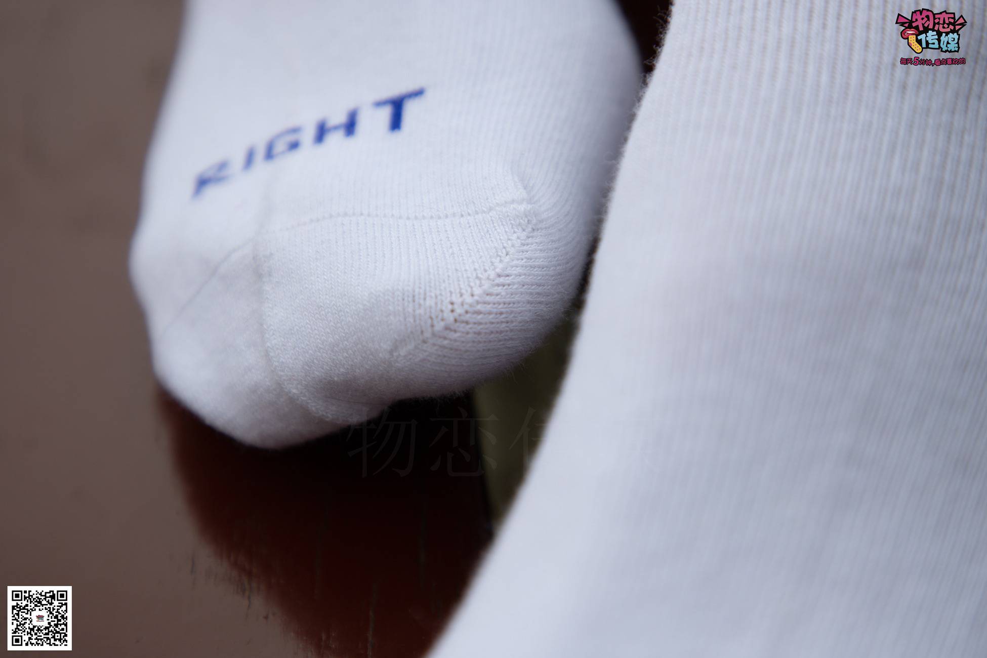 图片[28]-勿恋传媒 No.030 剑眉星目,烈焰红唇,玉姐范镁钕与可爱棉袜的反差萌 [189P] – 速更版-美库