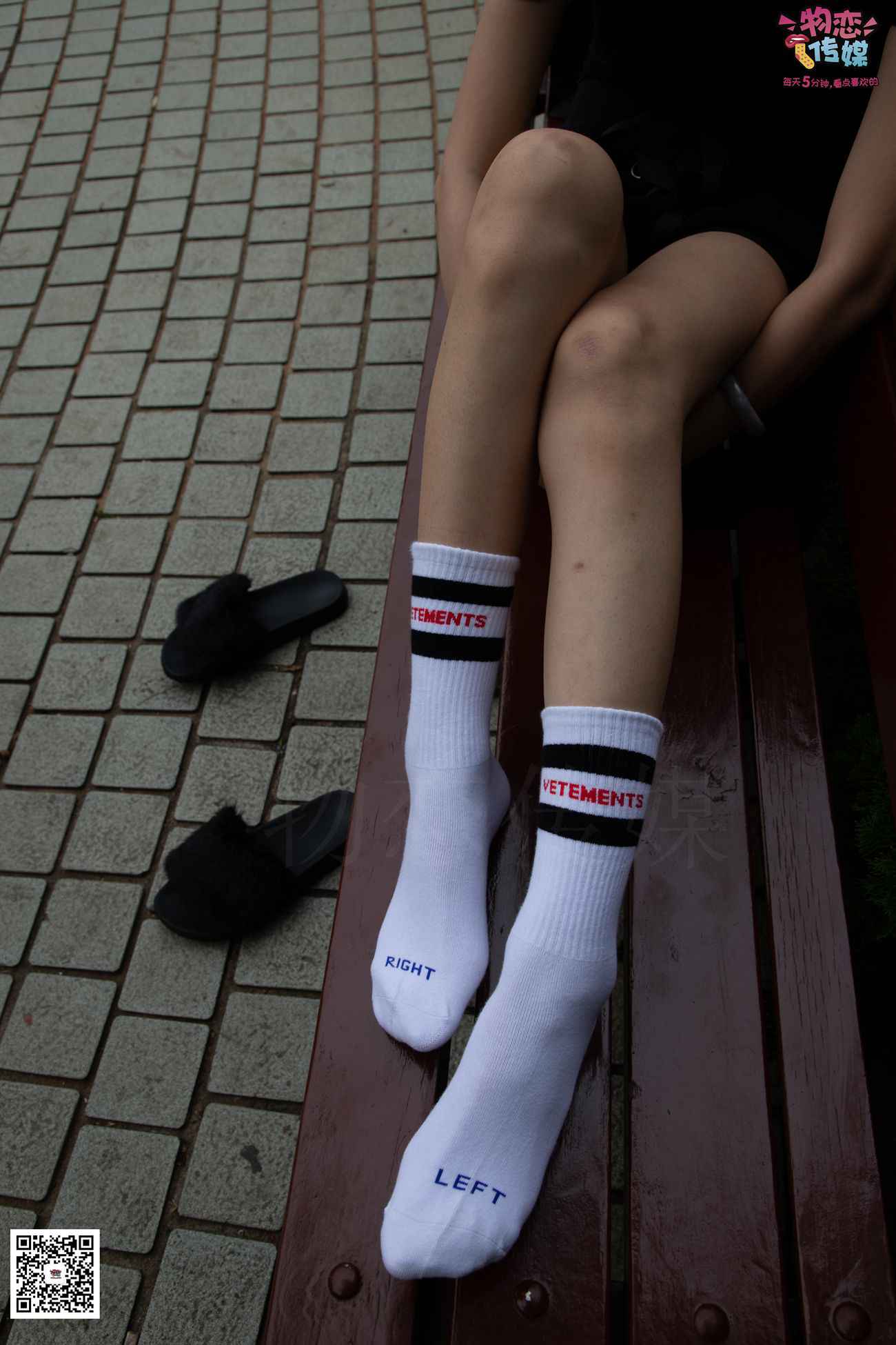 图片[29]-勿恋传媒 No.030 剑眉星目,烈焰红唇,玉姐范镁钕与可爱棉袜的反差萌 [189P] – 速更版-美库