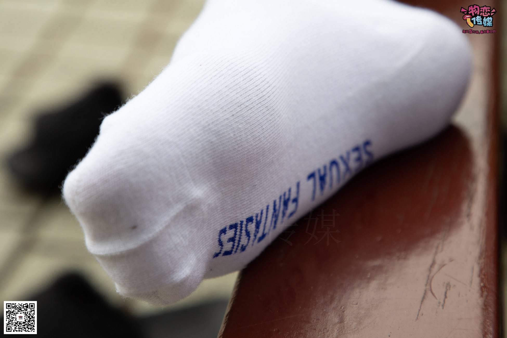 图片[36]-勿恋传媒 No.030 剑眉星目,烈焰红唇,玉姐范镁钕与可爱棉袜的反差萌 [189P] – 速更版-美库