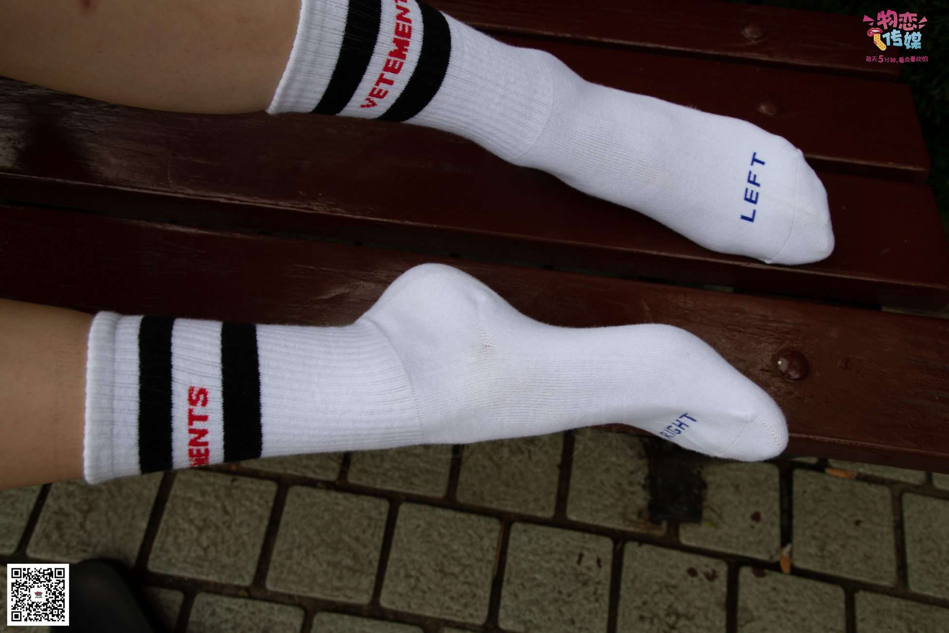 图片[42]-勿恋传媒 No.030 剑眉星目,烈焰红唇,玉姐范镁钕与可爱棉袜的反差萌 [189P] – 速更版-美库