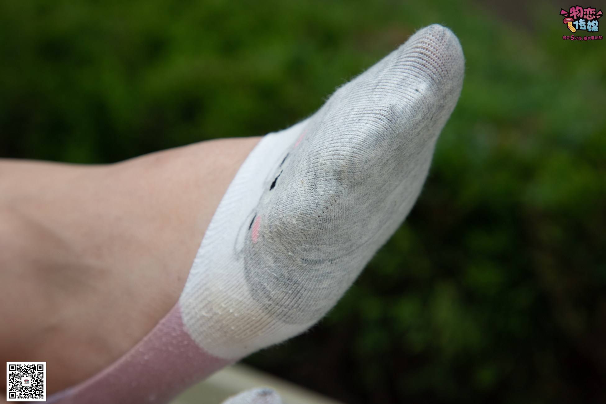 图片[78]-勿恋传媒 No.029 00后大二大眼睛女生哦。肉丝和小脚丫登场[154P] – 速更版-美库