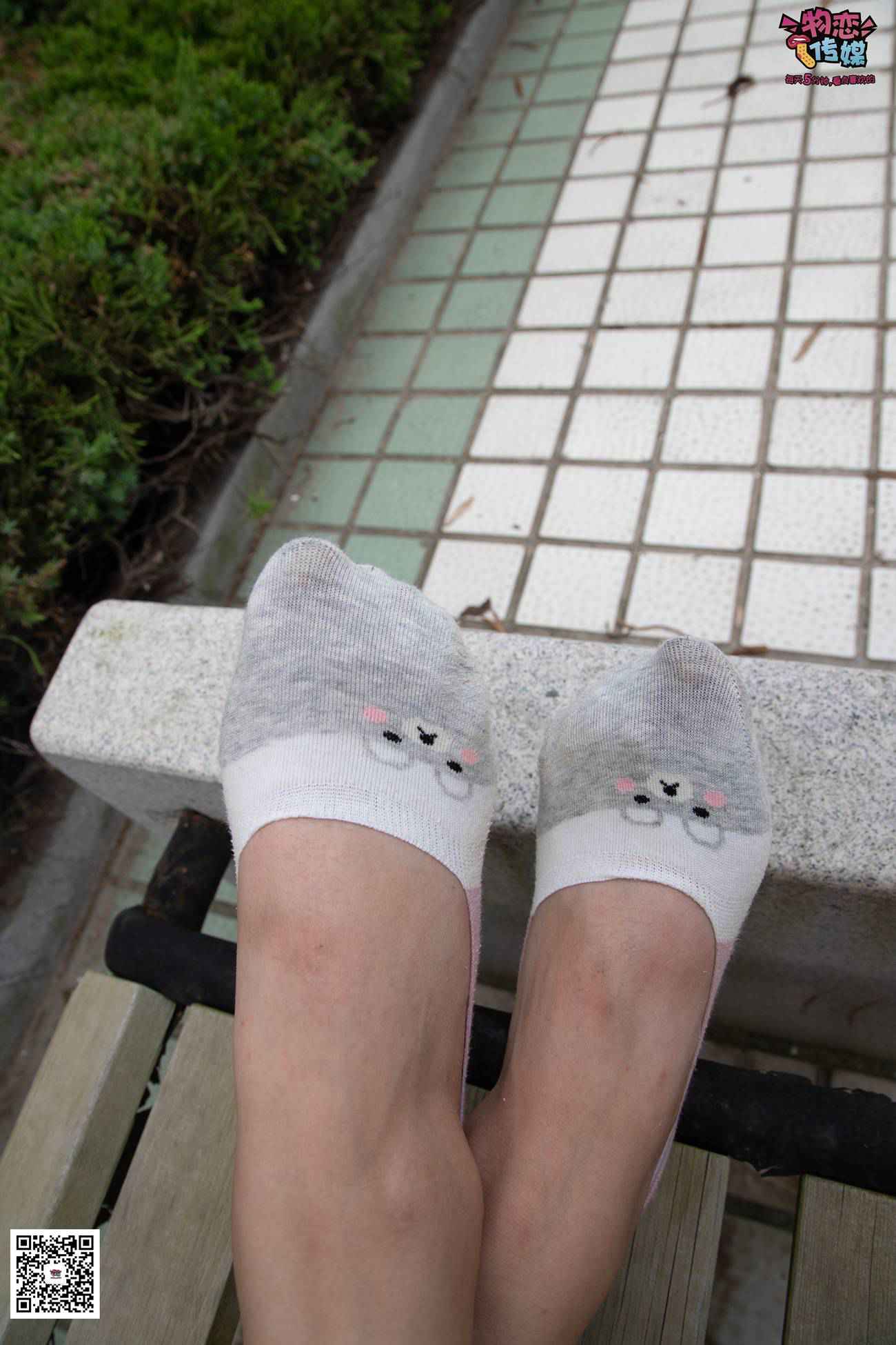 图片[84]-勿恋传媒 No.029 00后大二大眼睛女生哦。肉丝和小脚丫登场[154P] – 速更版-美库