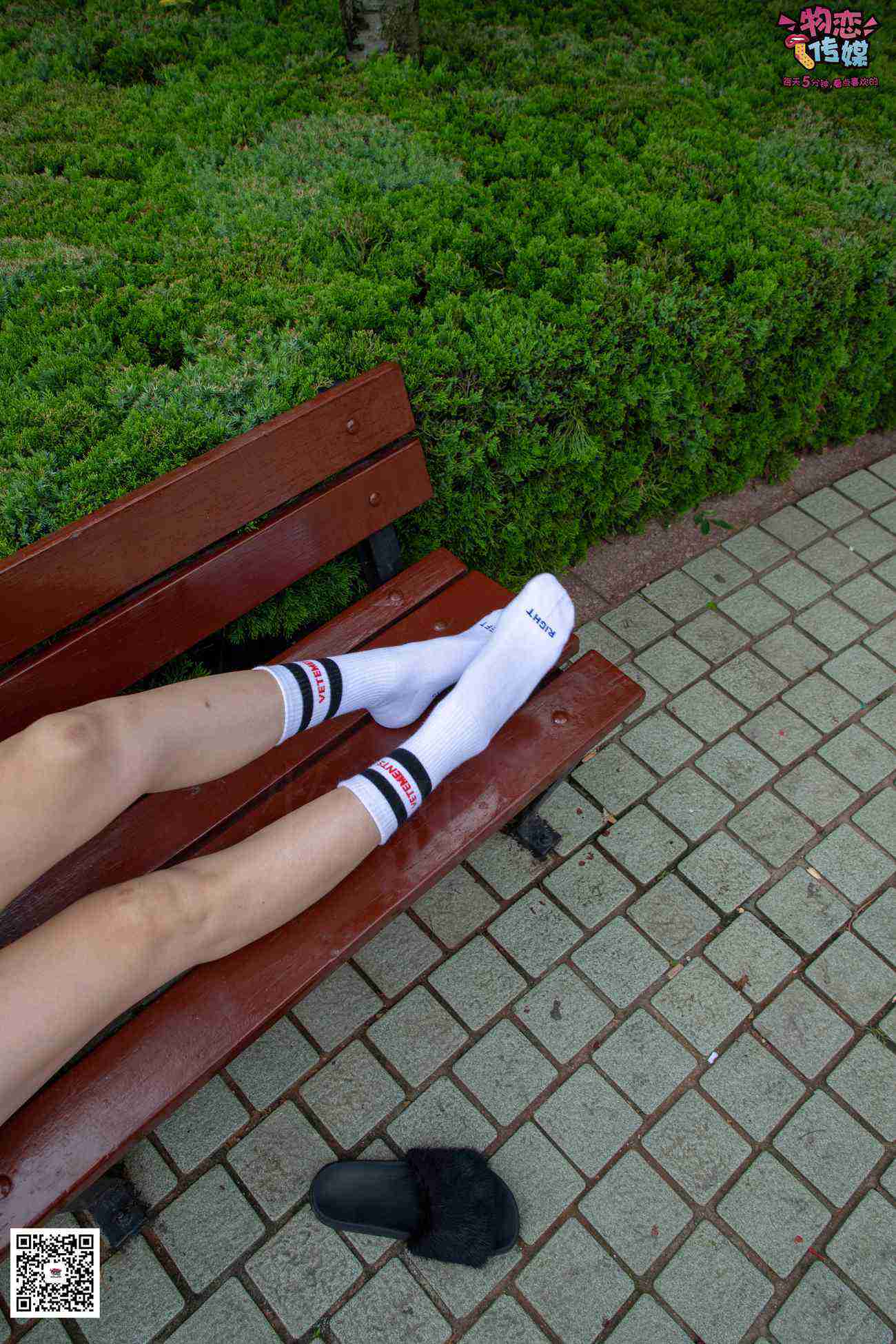 图片[49]-勿恋传媒 No.030 剑眉星目,烈焰红唇,玉姐范镁钕与可爱棉袜的反差萌 [189P] – 速更版-美库