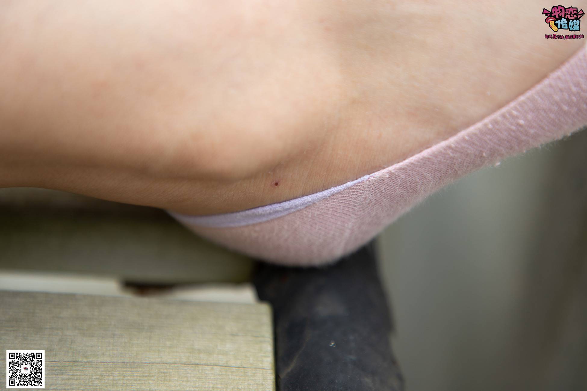 图片[93]-勿恋传媒 No.029 00后大二大眼睛女生哦。肉丝和小脚丫登场[154P] – 速更版-美库