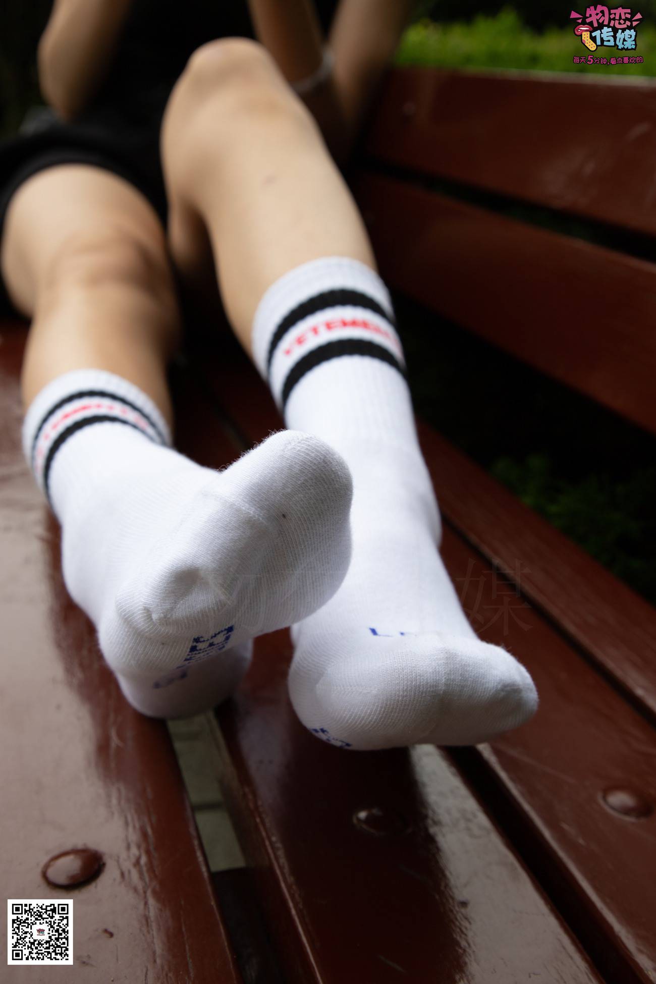 图片[56]-勿恋传媒 No.030 剑眉星目,烈焰红唇,玉姐范镁钕与可爱棉袜的反差萌 [189P] – 速更版-美库