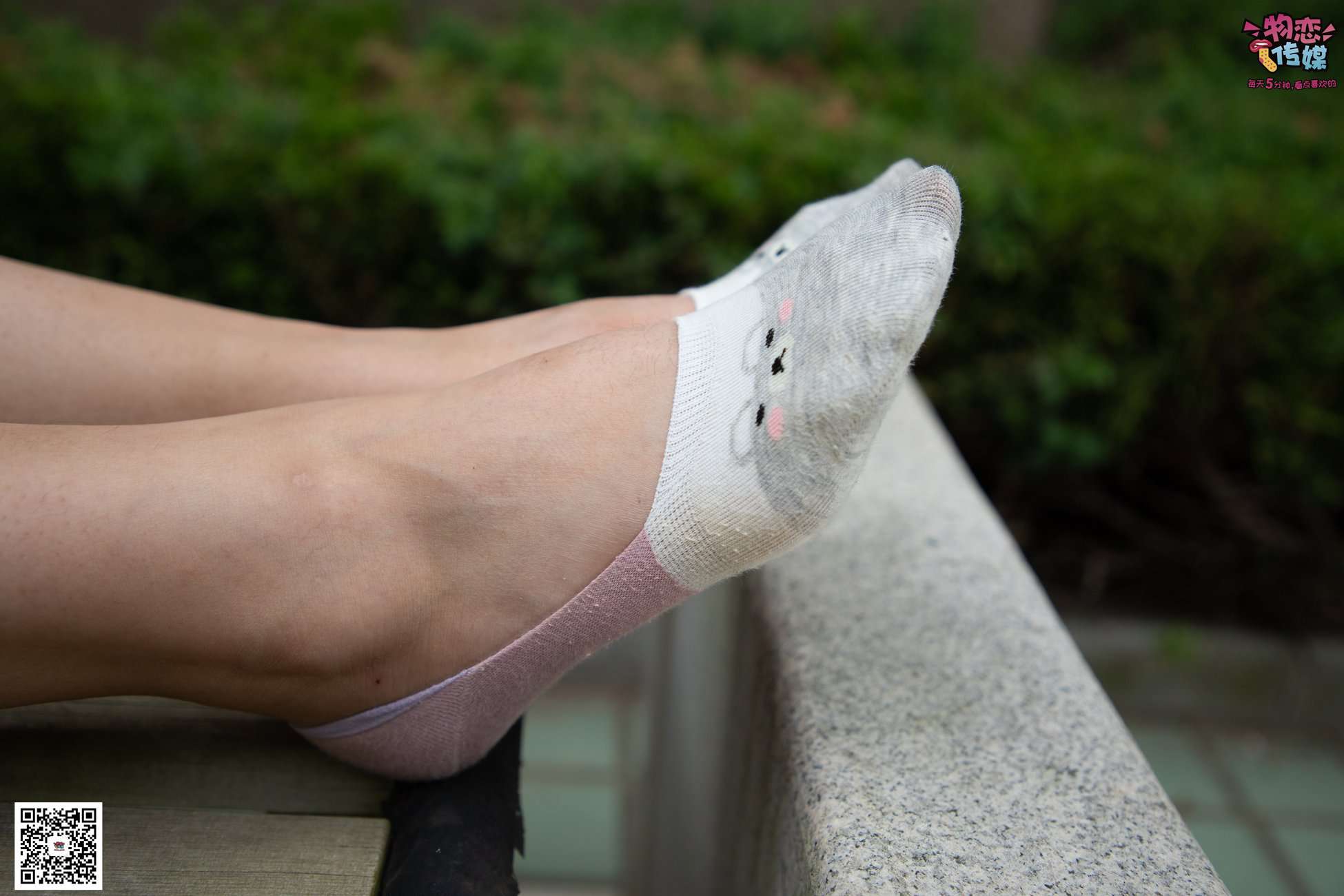 图片[97]-勿恋传媒 No.029 00后大二大眼睛女生哦。肉丝和小脚丫登场[154P] – 速更版-美库