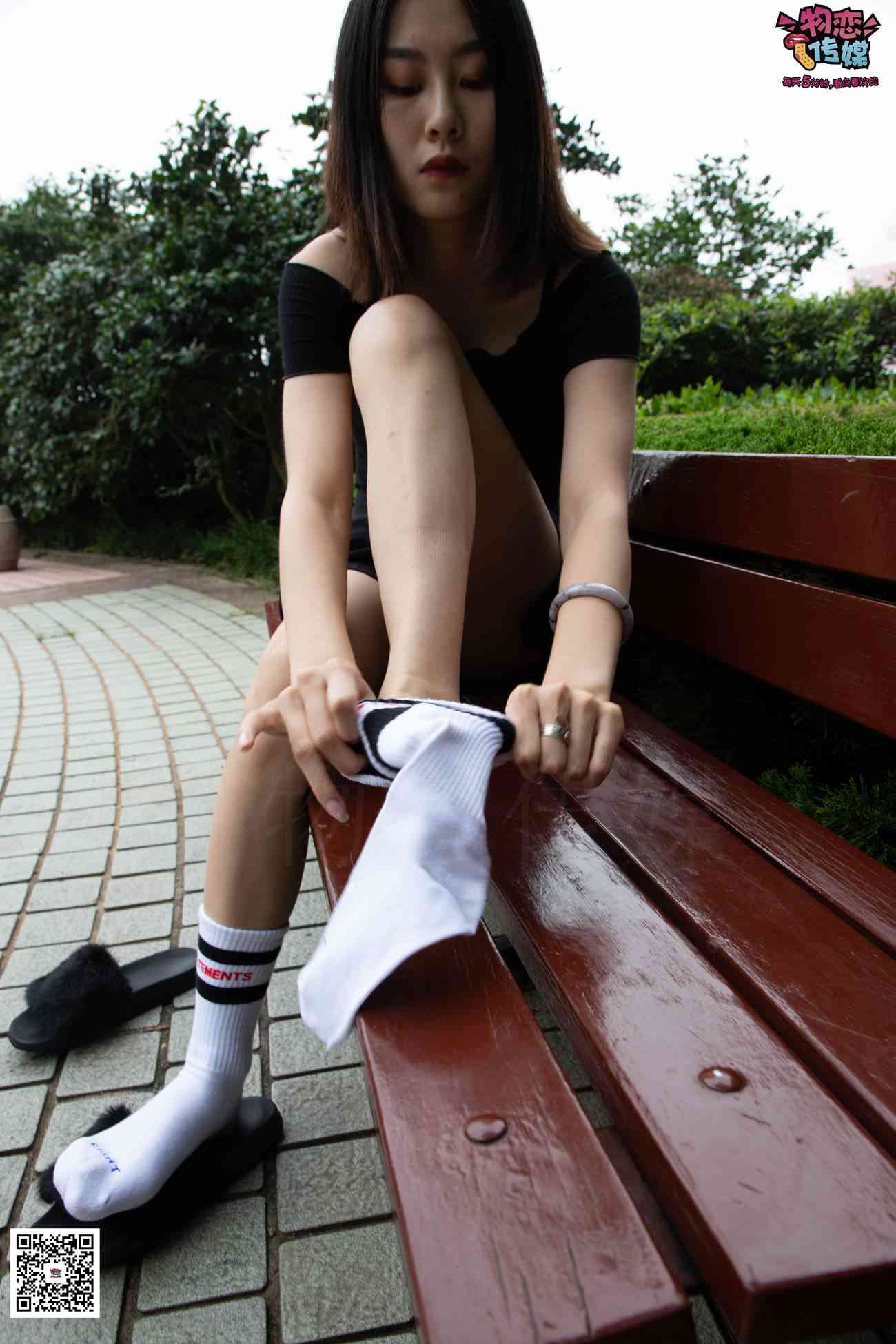 图片[58]-勿恋传媒 No.030 剑眉星目,烈焰红唇,玉姐范镁钕与可爱棉袜的反差萌 [189P] – 速更版-美库