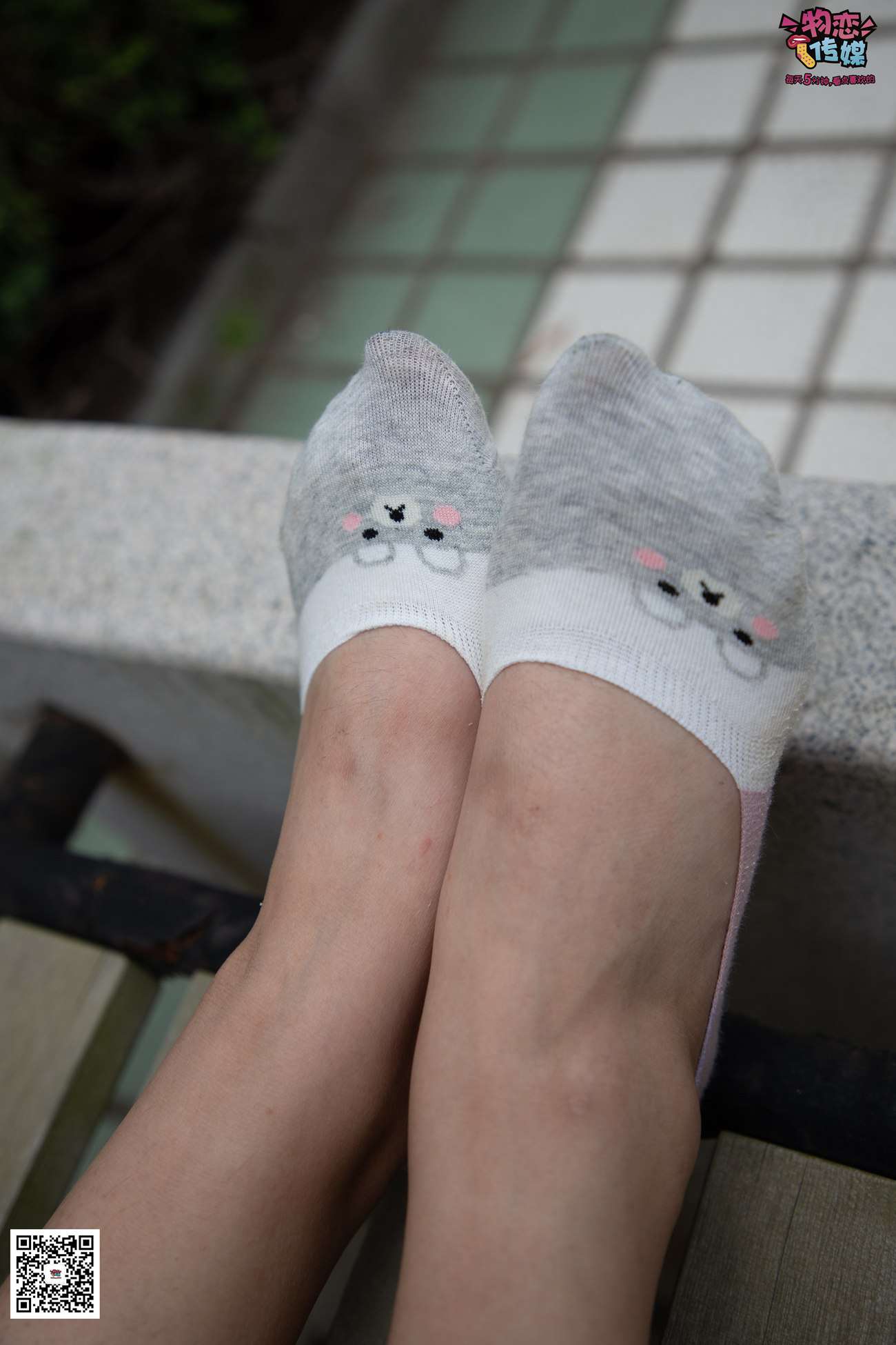 图片[99]-勿恋传媒 No.029 00后大二大眼睛女生哦。肉丝和小脚丫登场[154P] – 速更版-美库