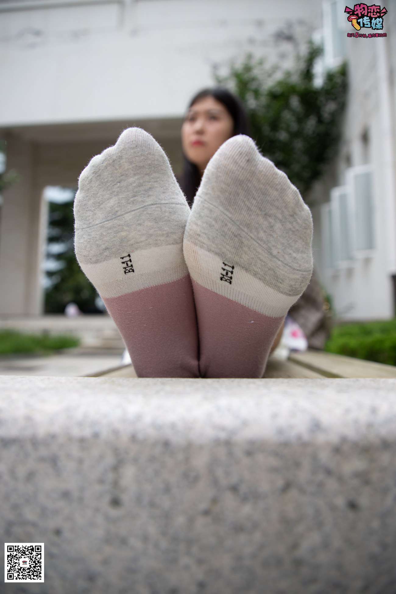 图片[105]-勿恋传媒 No.029 00后大二大眼睛女生哦。肉丝和小脚丫登场[154P] – 速更版-美库