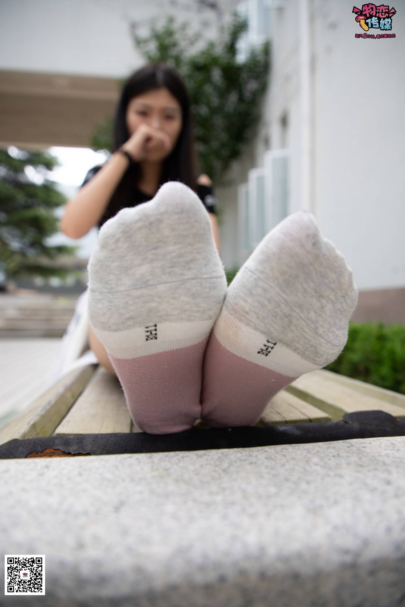 图片[106]-勿恋传媒 No.029 00后大二大眼睛女生哦。肉丝和小脚丫登场[154P] – 速更版-美库