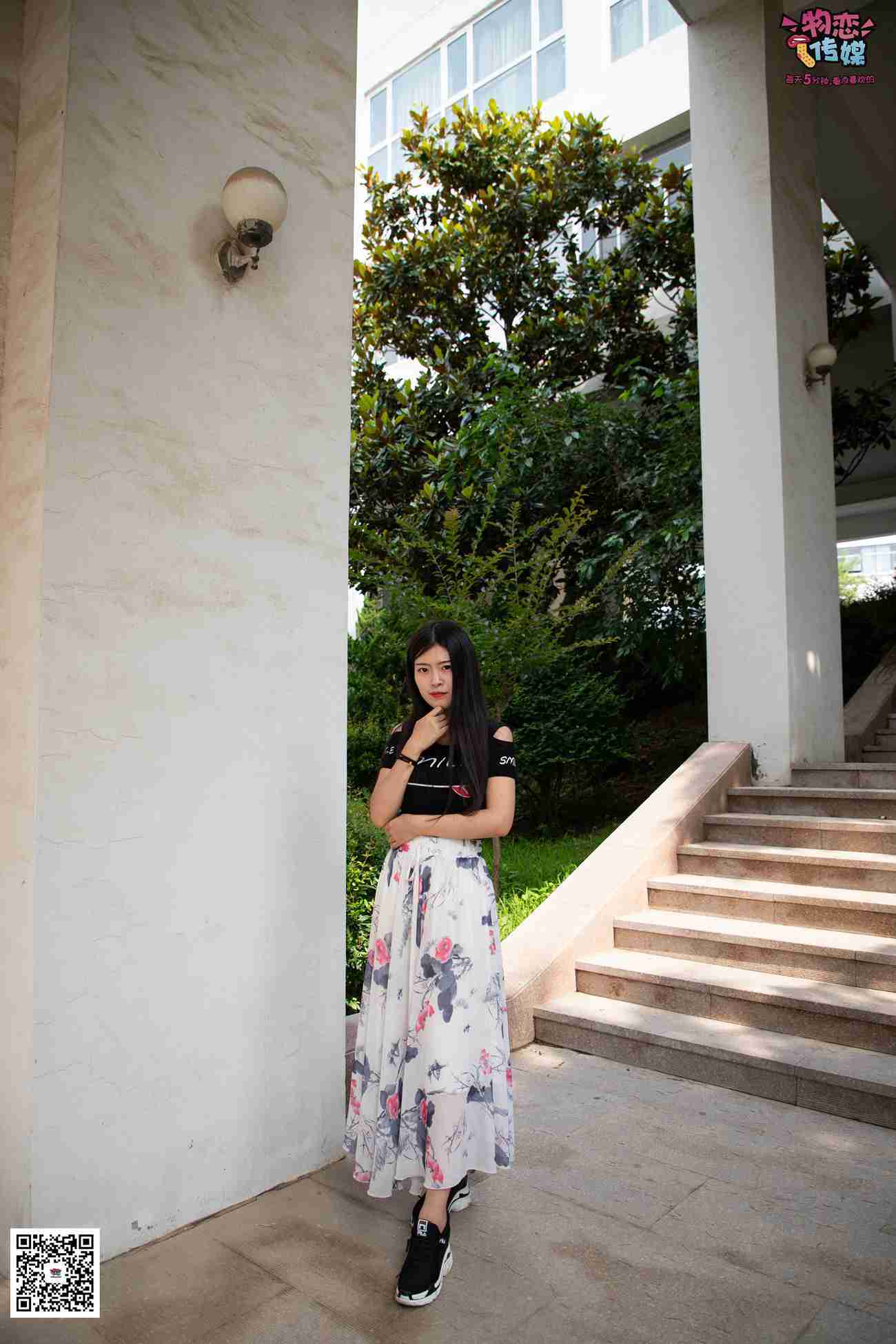 图片[126]-勿恋传媒 No.029 00后大二大眼睛女生哦。肉丝和小脚丫登场[154P] – 速更版-美库