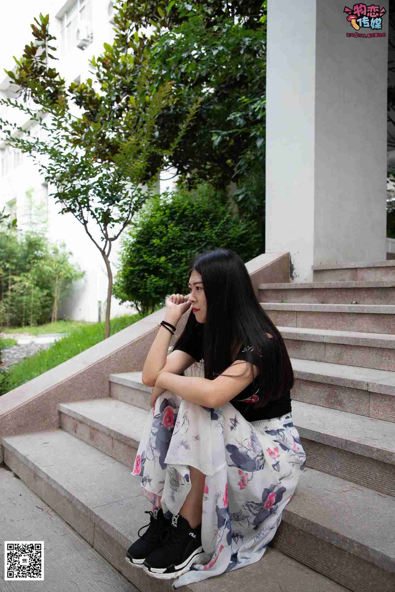 图片[128]-勿恋传媒 No.029 00后大二大眼睛女生哦。肉丝和小脚丫登场[154P] – 速更版-美库