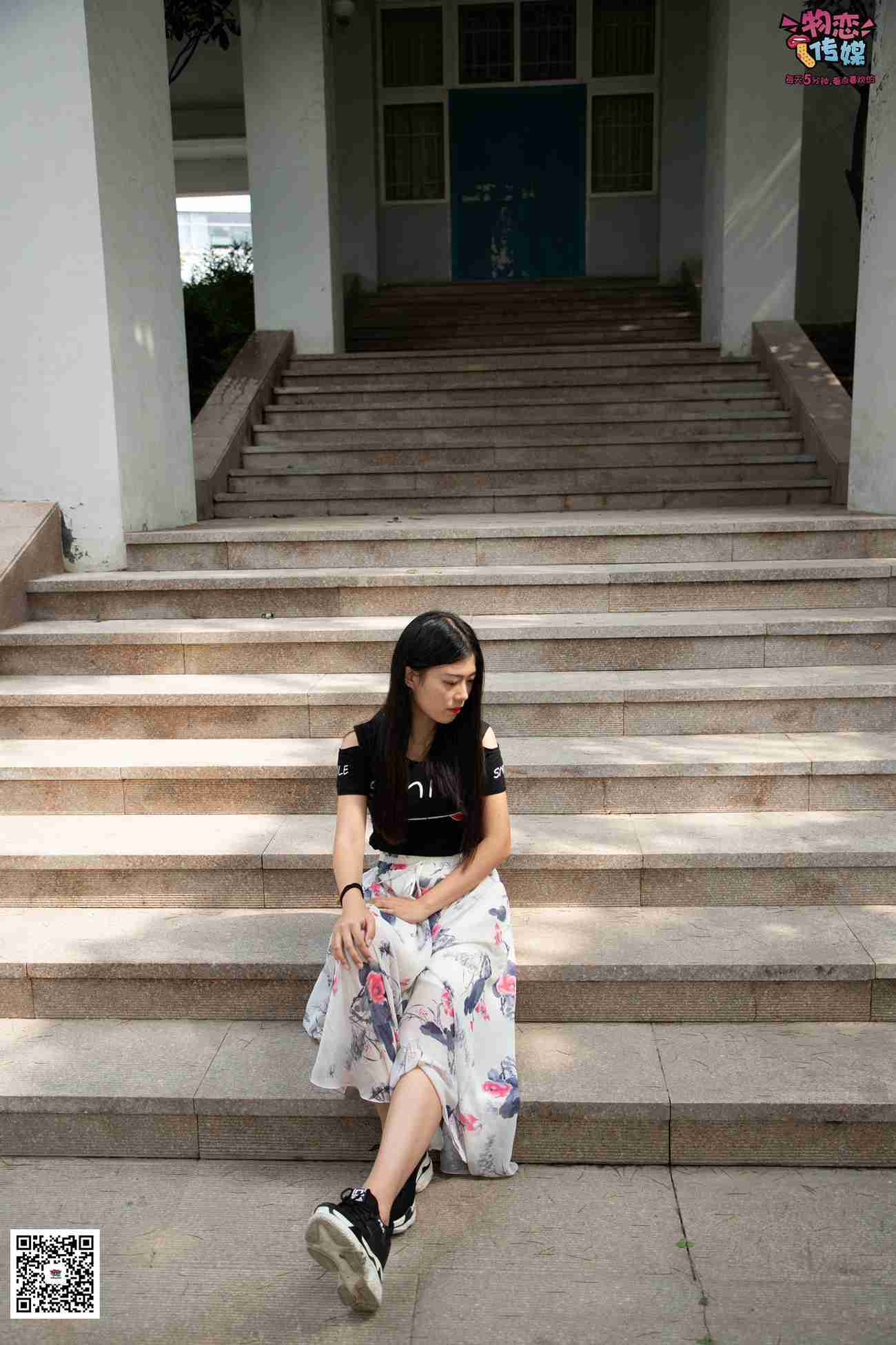 图片[137]-勿恋传媒 No.029 00后大二大眼睛女生哦。肉丝和小脚丫登场[154P] – 速更版-美库