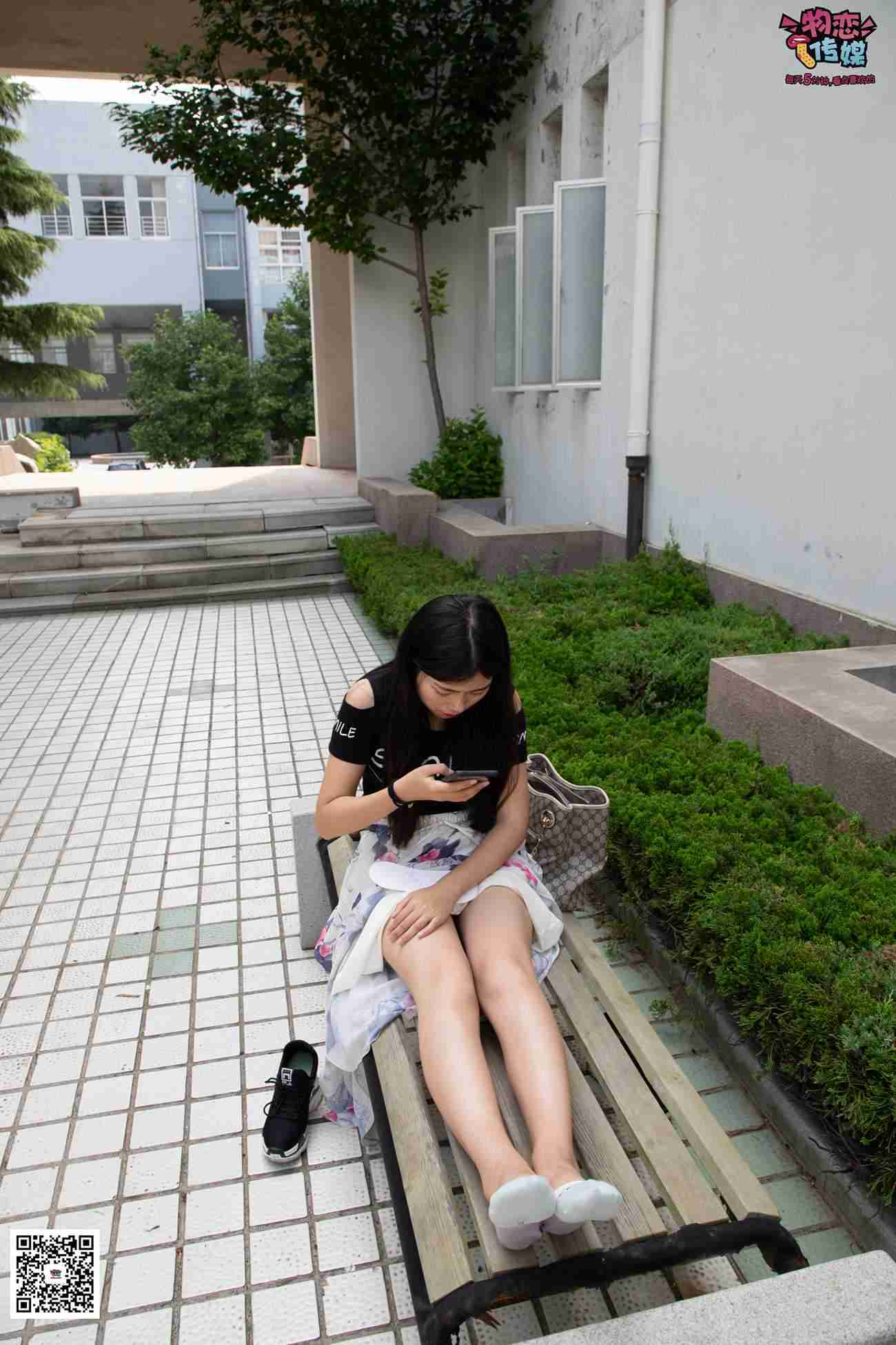 图片[144]-勿恋传媒 No.029 00后大二大眼睛女生哦。肉丝和小脚丫登场[154P] – 速更版-美库