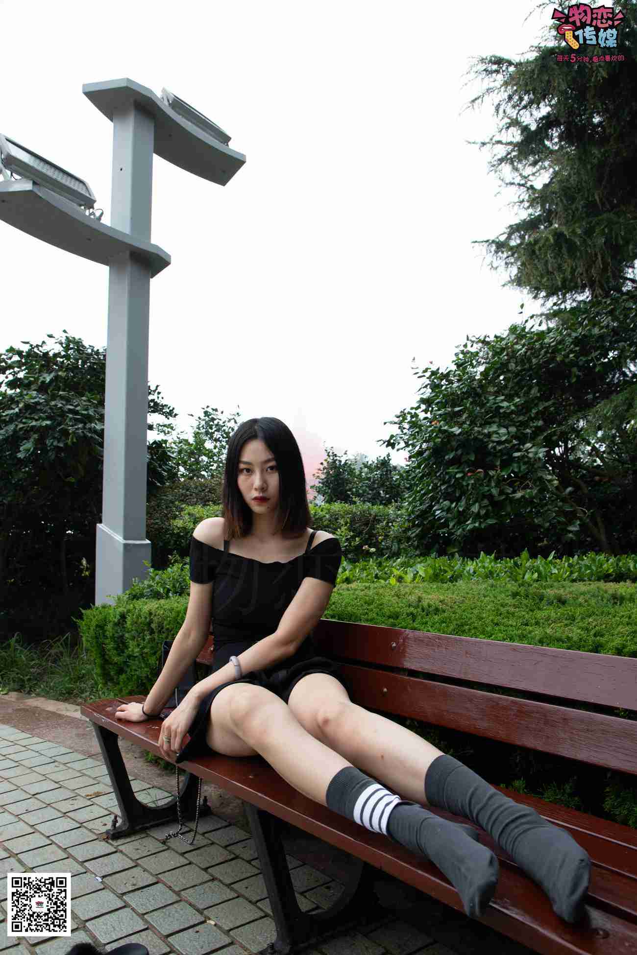 图片[110]-勿恋传媒 No.030 剑眉星目,烈焰红唇,玉姐范镁钕与可爱棉袜的反差萌 [189P] – 速更版-美库