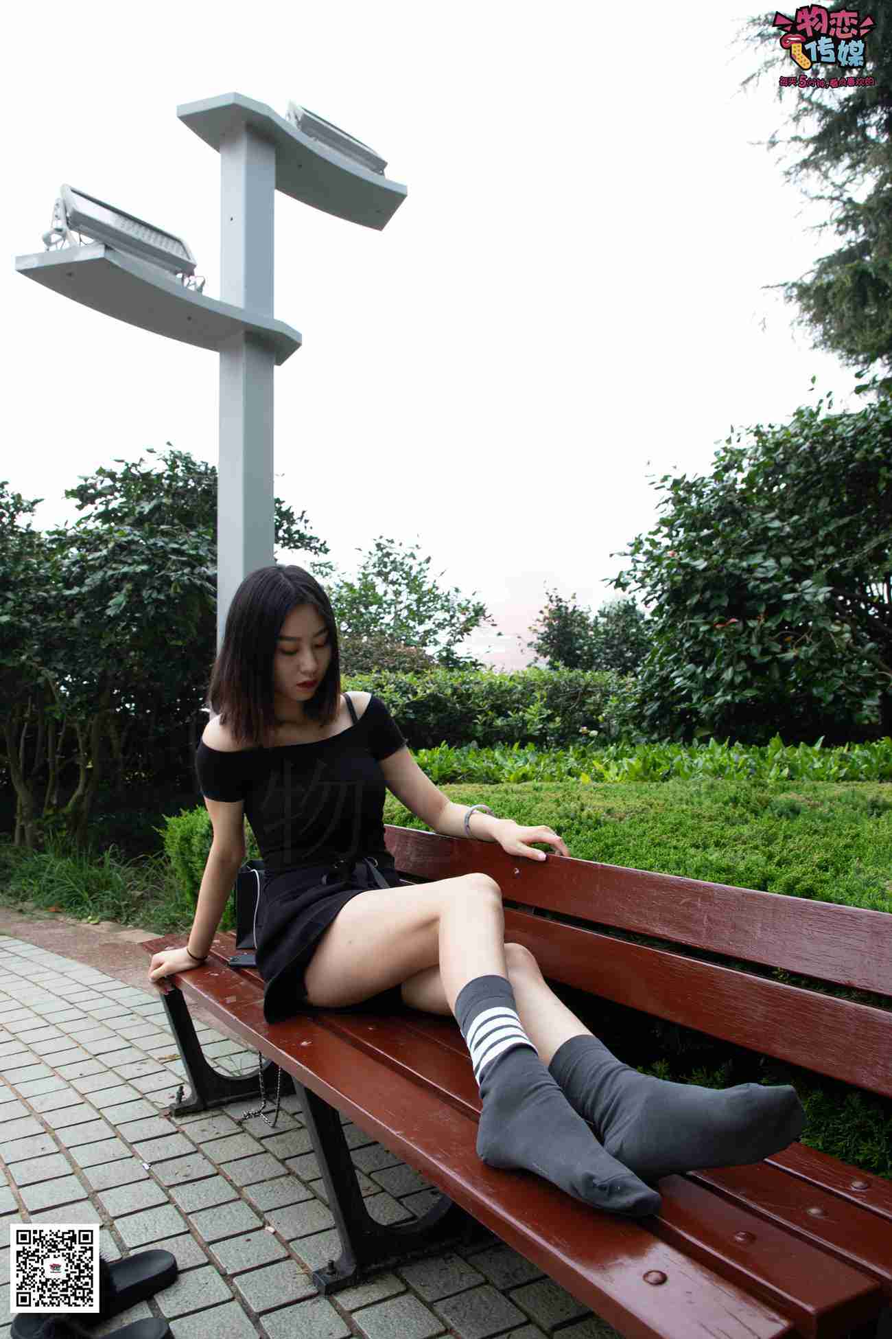 图片[112]-勿恋传媒 No.030 剑眉星目,烈焰红唇,玉姐范镁钕与可爱棉袜的反差萌 [189P] – 速更版-美库