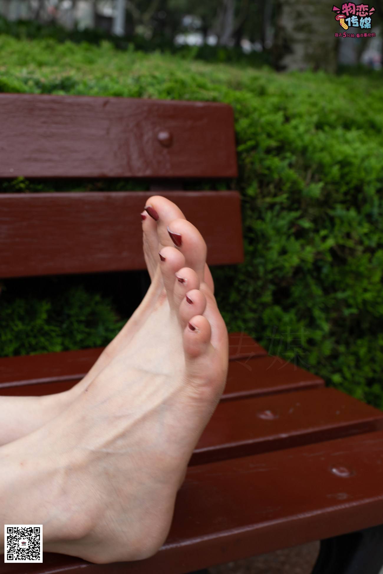 图片[123]-勿恋传媒 No.030 剑眉星目,烈焰红唇,玉姐范镁钕与可爱棉袜的反差萌 [189P] – 速更版-美库