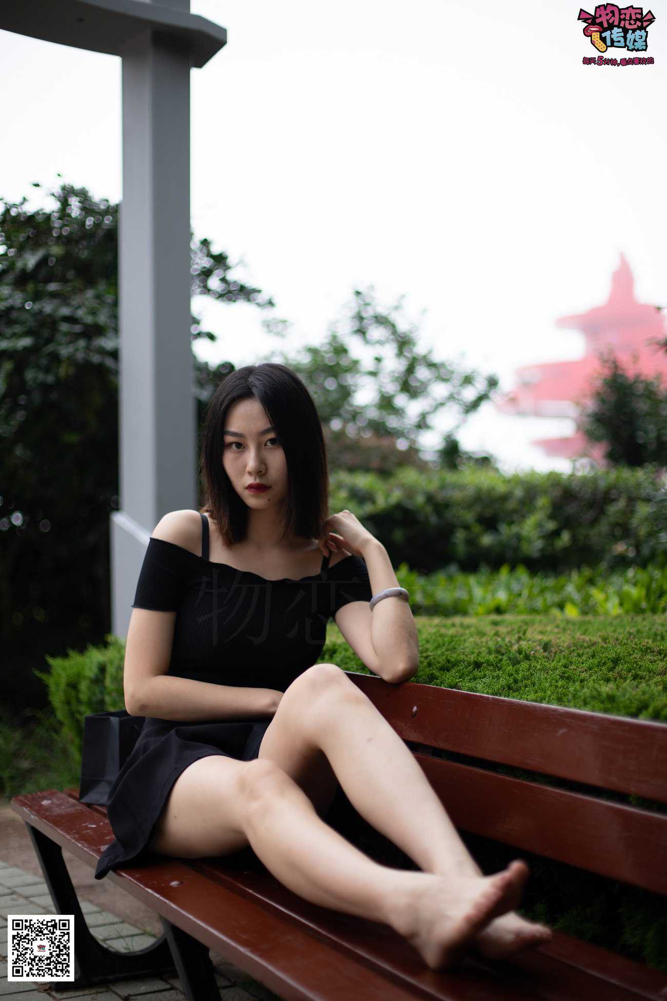 图片[160]-勿恋传媒 No.030 剑眉星目,烈焰红唇,玉姐范镁钕与可爱棉袜的反差萌 [189P] – 速更版-美库