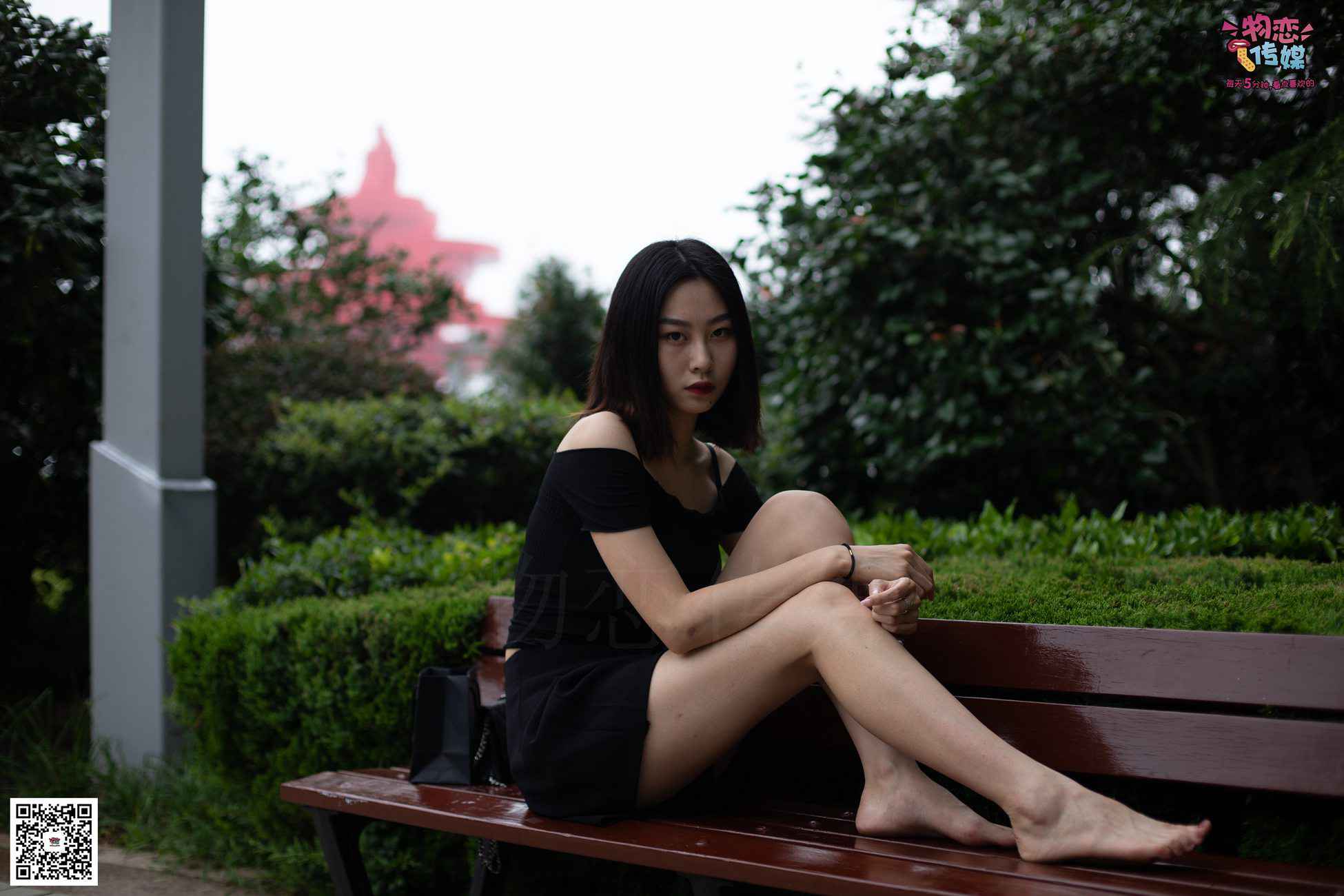 图片[162]-勿恋传媒 No.030 剑眉星目,烈焰红唇,玉姐范镁钕与可爱棉袜的反差萌 [189P] – 速更版-美库