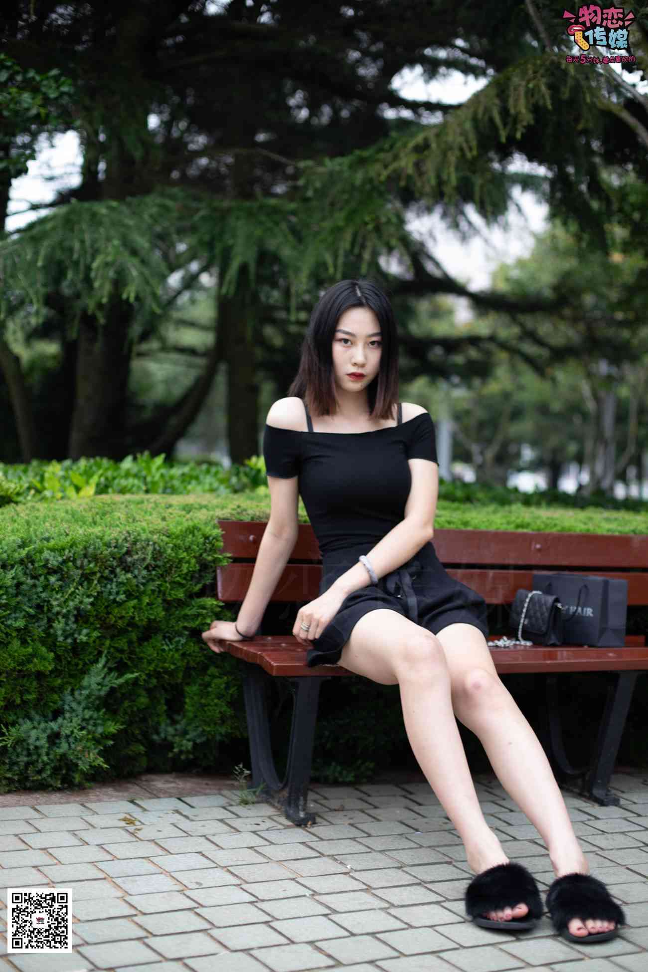 图片[163]-勿恋传媒 No.030 剑眉星目,烈焰红唇,玉姐范镁钕与可爱棉袜的反差萌 [189P] – 速更版-美库