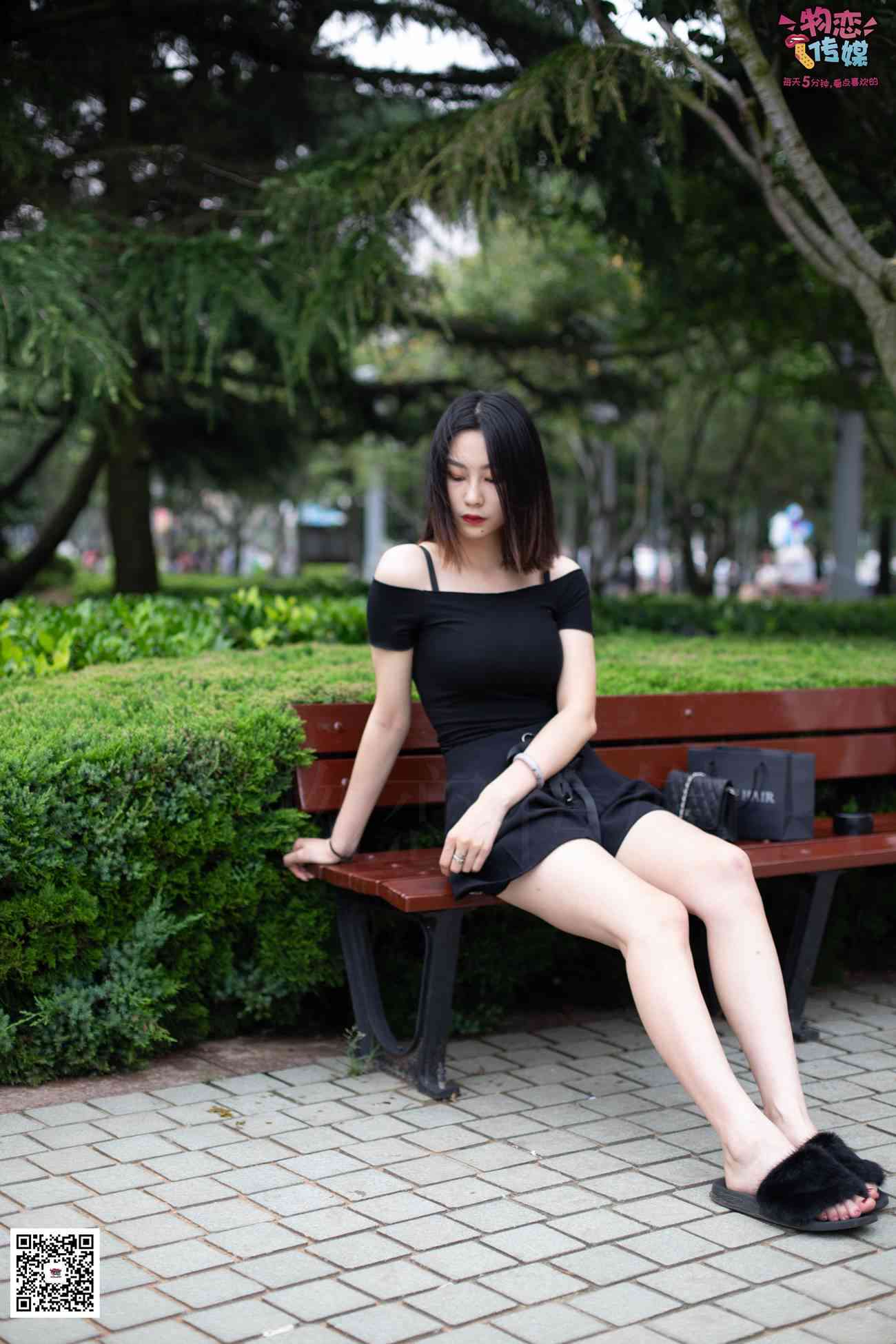 图片[164]-勿恋传媒 No.030 剑眉星目,烈焰红唇,玉姐范镁钕与可爱棉袜的反差萌 [189P] – 速更版-美库