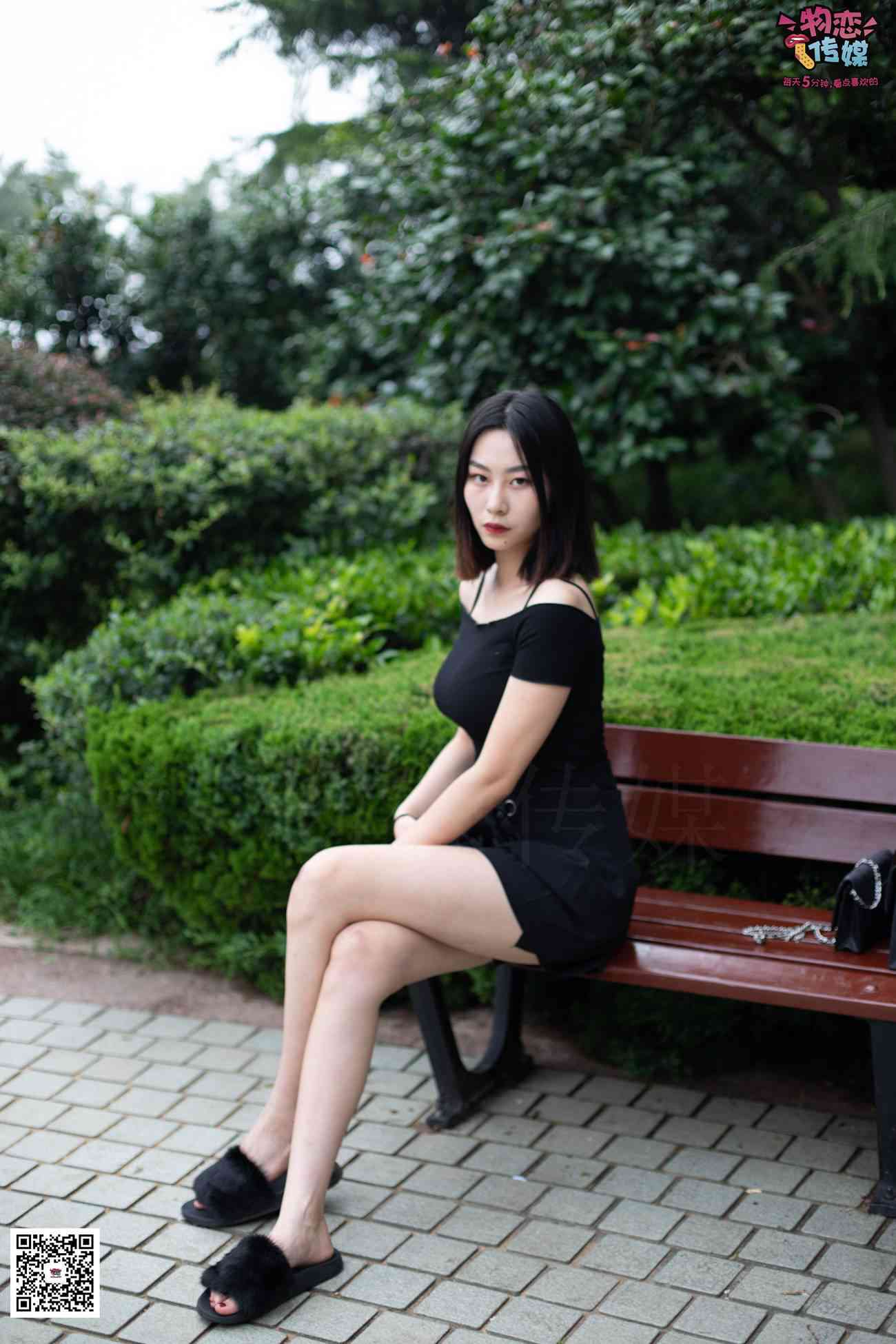 图片[166]-勿恋传媒 No.030 剑眉星目,烈焰红唇,玉姐范镁钕与可爱棉袜的反差萌 [189P] – 速更版-美库