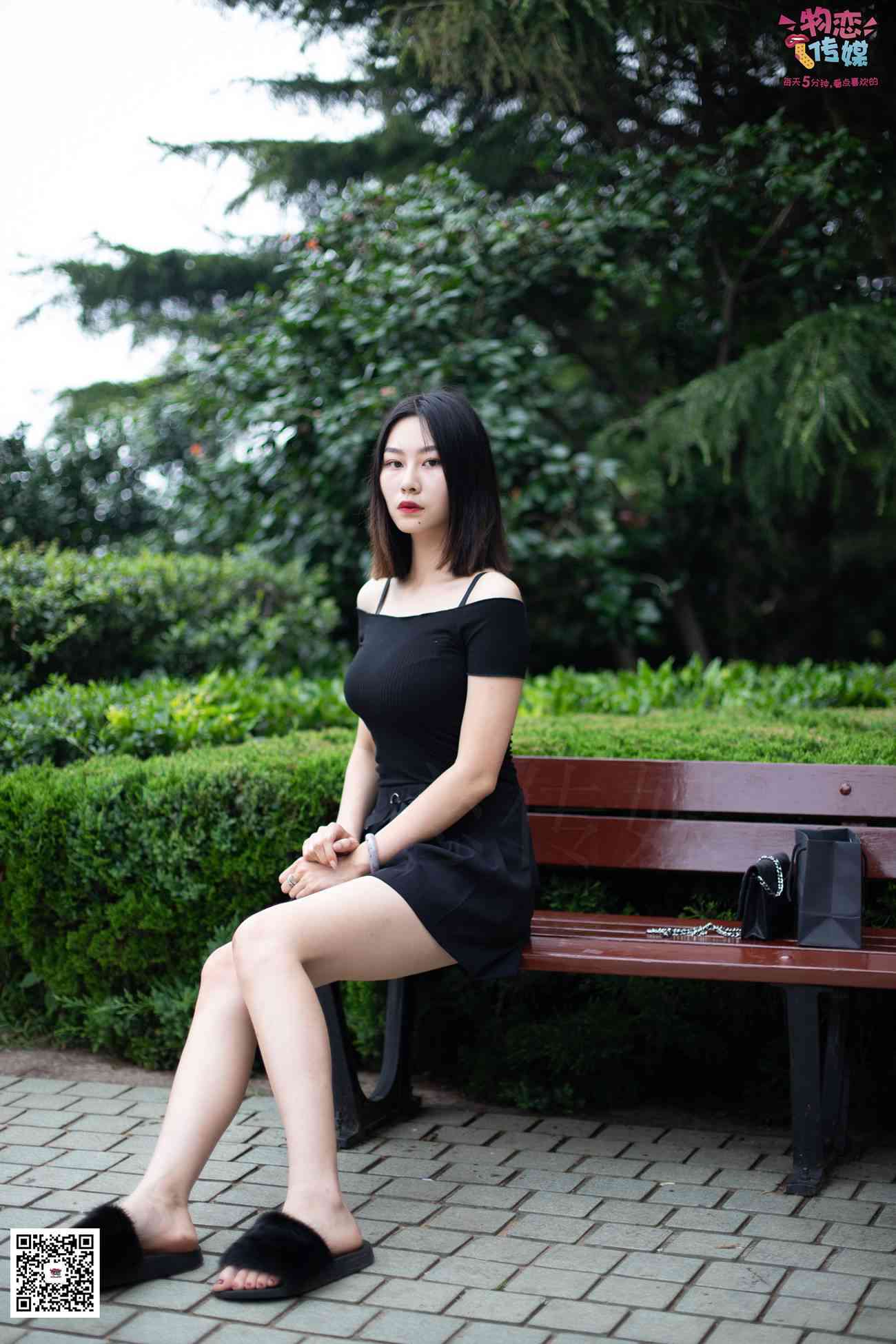 图片[170]-勿恋传媒 No.030 剑眉星目,烈焰红唇,玉姐范镁钕与可爱棉袜的反差萌 [189P] – 速更版-美库