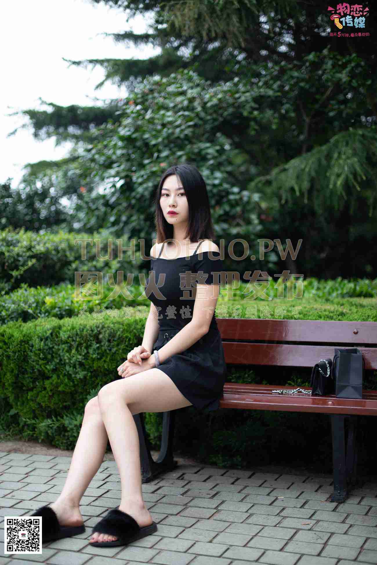 图片[172]-勿恋传媒 No.030 剑眉星目,烈焰红唇,玉姐范镁钕与可爱棉袜的反差萌 [189P] – 速更版-美库