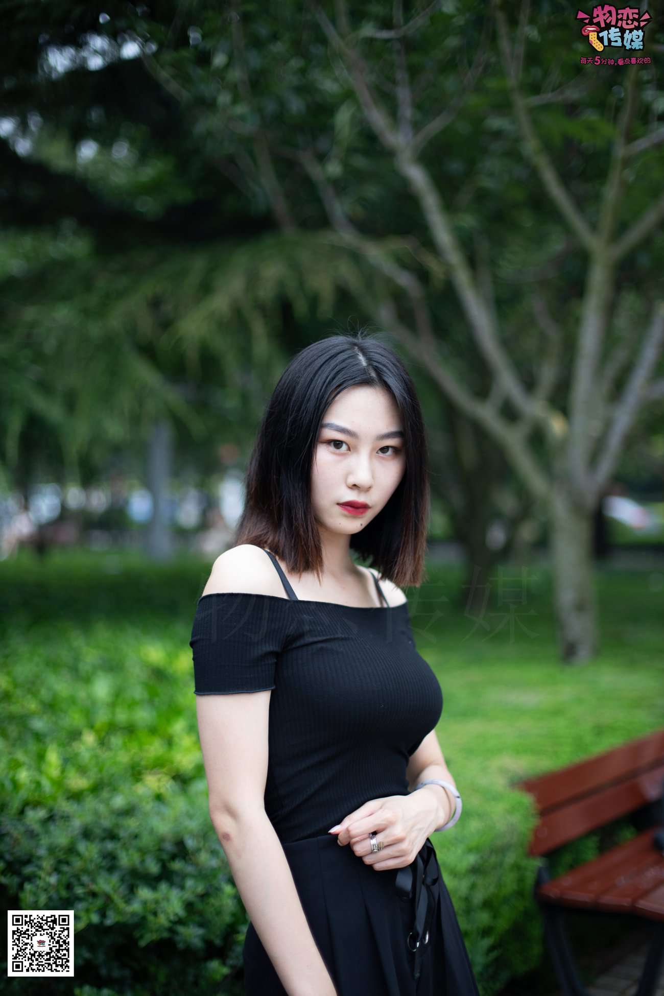 图片[178]-勿恋传媒 No.030 剑眉星目,烈焰红唇,玉姐范镁钕与可爱棉袜的反差萌 [189P] – 速更版-美库