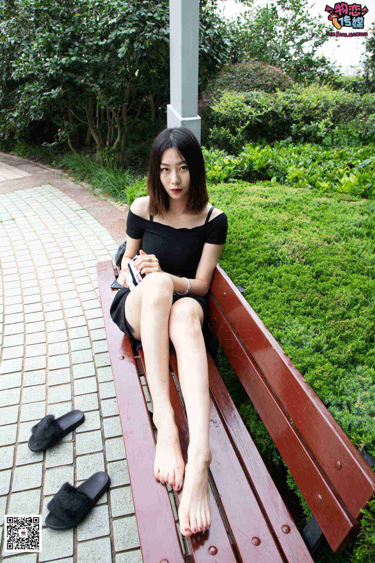 图片[182]-勿恋传媒 No.030 剑眉星目,烈焰红唇,玉姐范镁钕与可爱棉袜的反差萌 [189P] – 速更版-美库