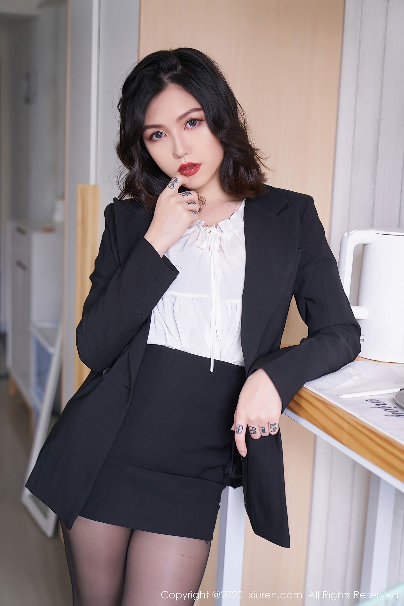 图片[15]-[XIUREN绣人网] 2020.10.29 No.2711 舌尖上的菊花Ace [71P] – 速更版-美库