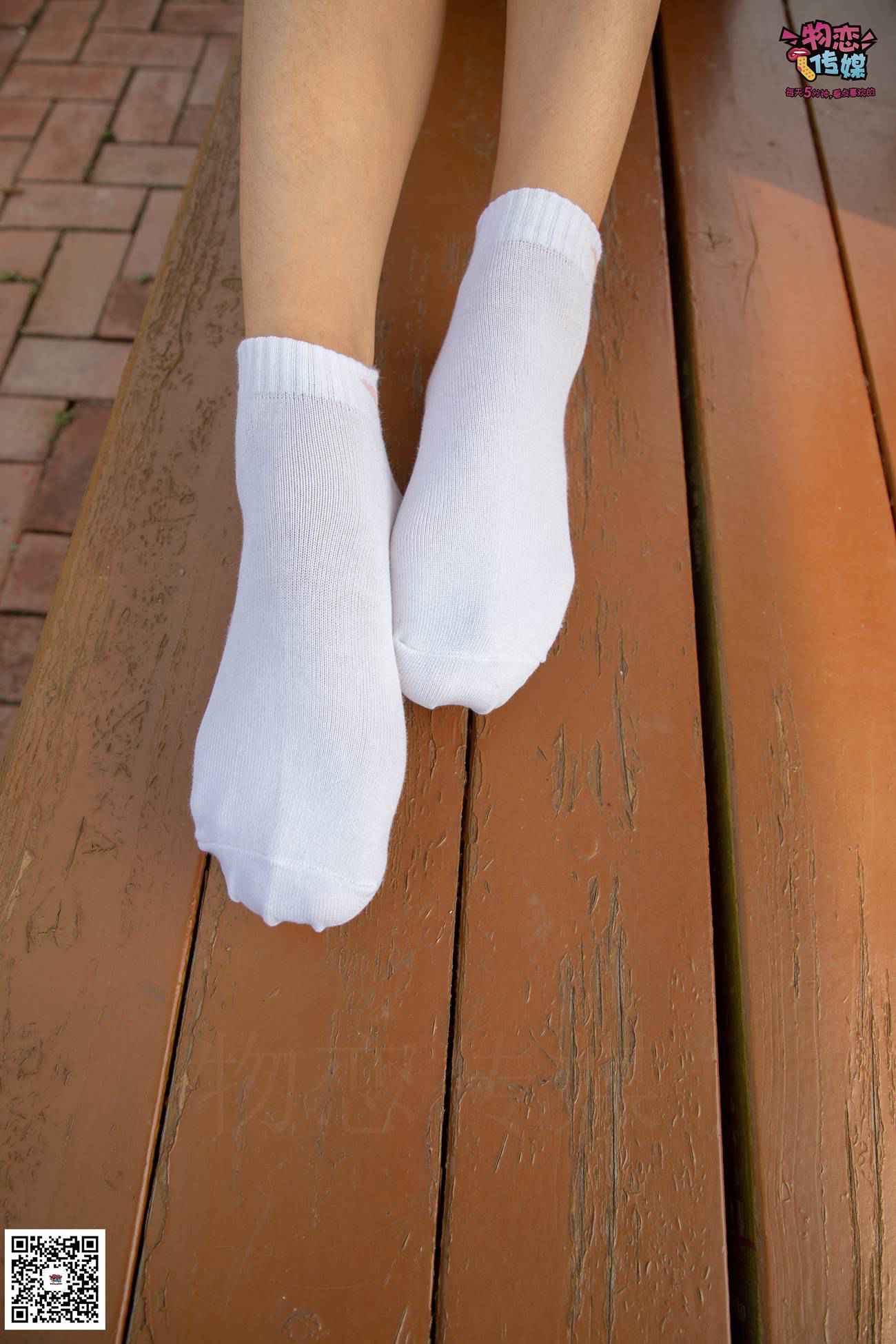 图片[13]-物恋传媒 No.032 清水出芙蓉,天然去雕饰,黑色跑鞋配纯纯白棉袜 [178P] – 速更版-美库